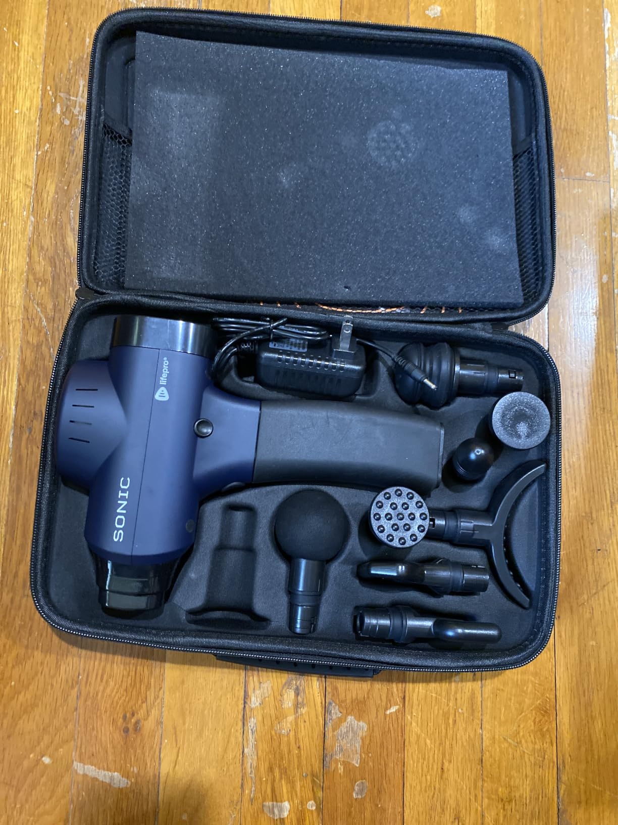 Lifepro Sonic Massage Gun - Percussion Muscle Massager for Athletes with 8 Massage Heads and 5 Speed Settings - Deep Tissue Back and Muscle Massage Gun for Recovery customer photo 1