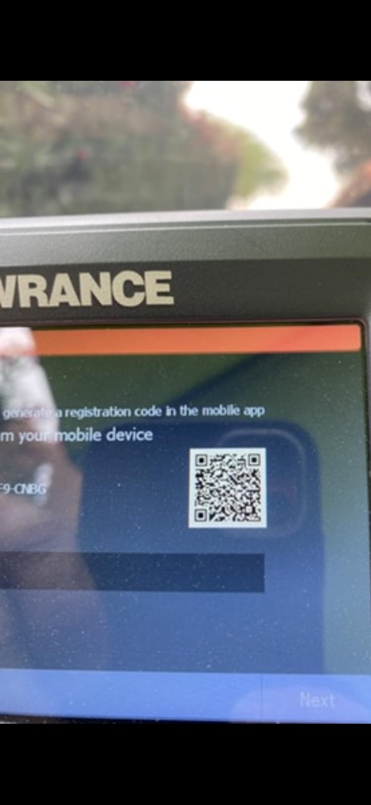 Lowrance HOOK Reveal 5 SplitShot - 5-inch Fish Finder with SplitShot Transducer, Preloaded C-MAP US Inland Mapping customer photo 2