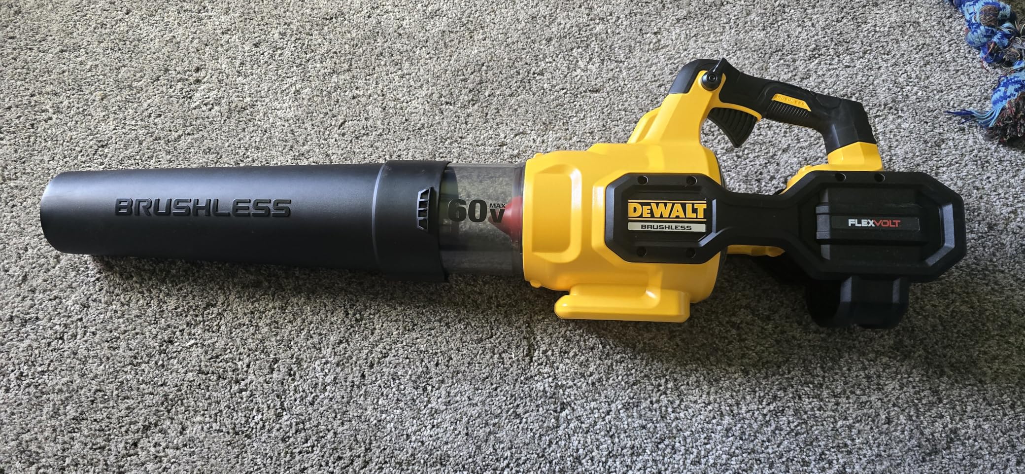 Dewalt Blower AXIAL HNDHLD 60V 600CFM DCBL772B customer photo 2