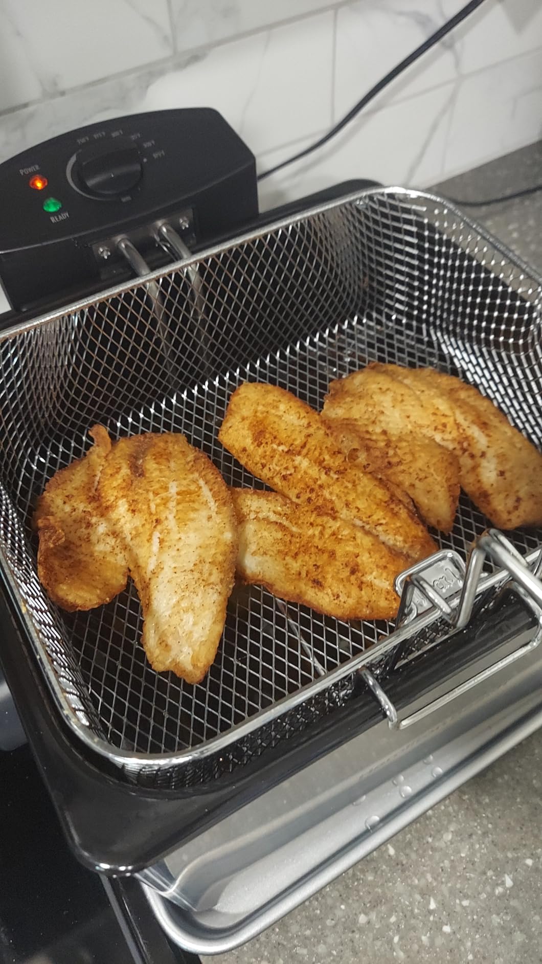 Hamilton Beach 5 Liter Professional Style Electric Deep Fryer With Basket | 21 Cup Oil Capacity | 1800 Watts | Lid With View Window | Easy Detach Magnetic Cord | Stainless Steel | 35042 customer photo 2