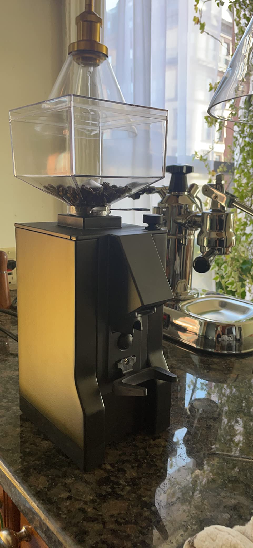 Eureka Mignon Notte Espresso Grinder | 150g | 50mm Steel Burrs | Stepless | Black customer photo 1