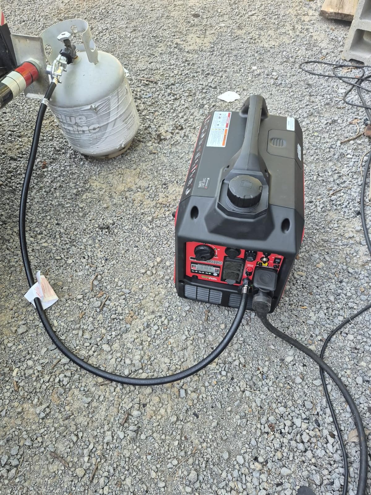PowerSmart 2500 Watt Portable Inverter Generator for Camping | Super Quiet, Long Runtime customer photo 2