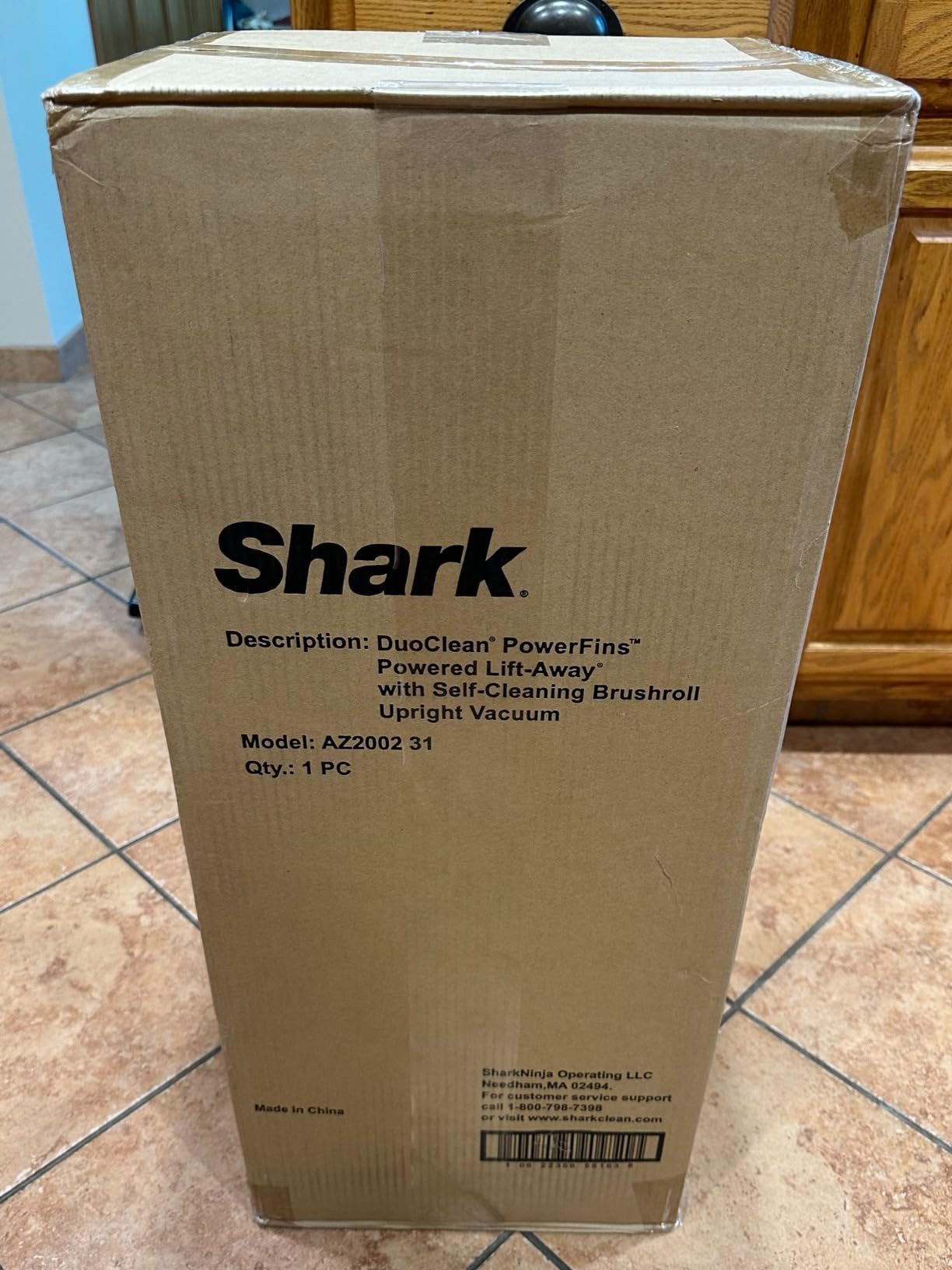 Shark AZ2002 Vertex Powered Lift-Away Upright Vacuum with DuoClean PowerFins, Self-Cleaning Brushroll, Large Dust Cup, Pet Crevice Tool, Dusting Brush & Power Brush, Silver/Rose Gold customer photo 1