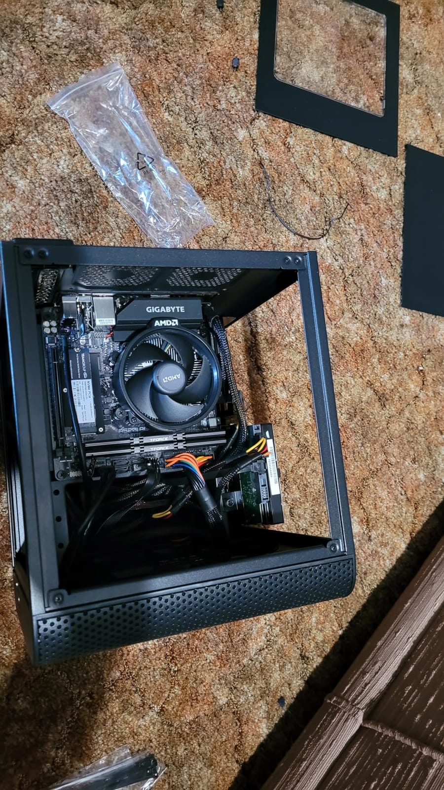 Gigabyte A520I AC (AMD Ryzen AM4/Mini-ITX/Direct 6 Phases Digital PWM with 55A DrMOS/Gaming GbE LAN/Intel WiFi+Bluetooth/NVMe PCIe 3.0 x4 M.2/3 Display Interfaces/Q-Flash Plus/Motherboard) customer photo 1