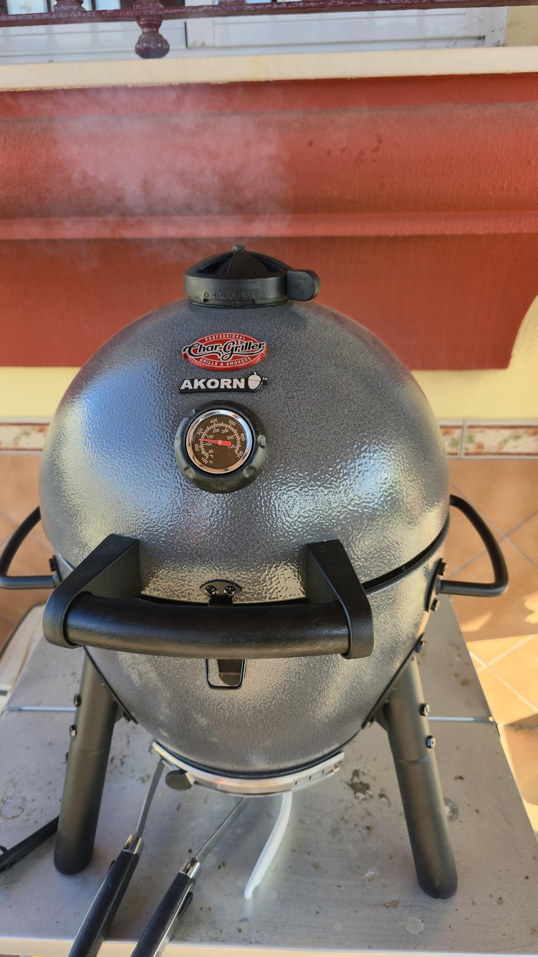 Char-Griller AKORN Jr. Portable Kamado Charcoal Grill and Smoker with Cast Iron Grates and Locking Lid with 155 Cooking Square Inches in Ash, Model E86714 customer photo 2
