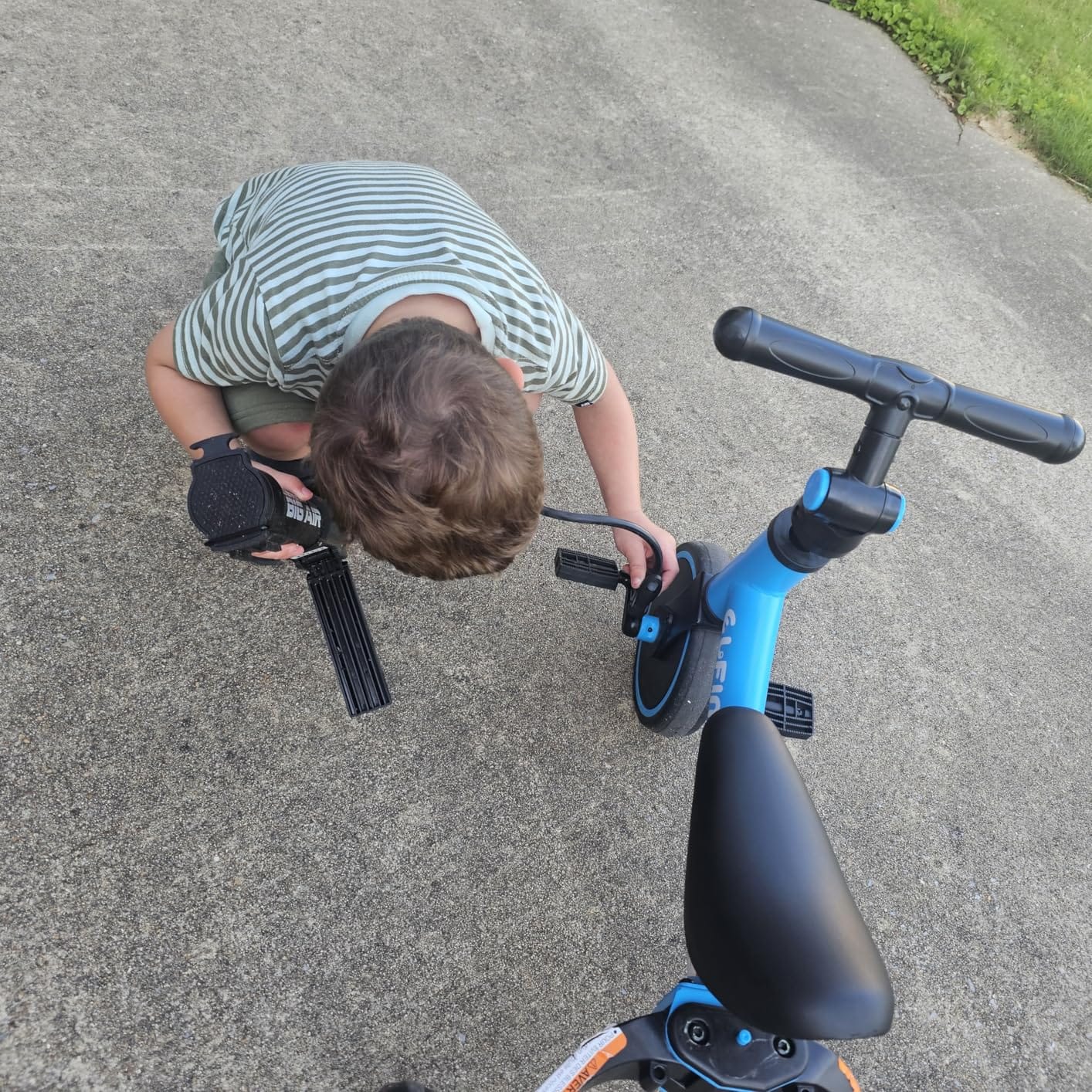 besrey 5 in 1 Toddler Bike for 1-4 Years Old Kids | Balance Bike, Birthday Gift and Toy for Boys and Girls, Toddler Tricycle, Adjustable Seat Height and Handlebar customer photo 1