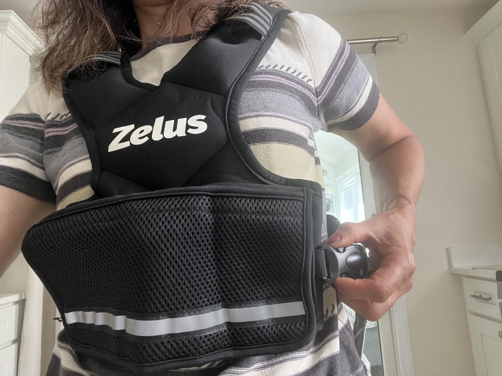 ZELUS Weighted Vest for Men Women, Adjustable 4-32lb Vest, Removable Weights | 4-10/11-20/20-32lb, 6 Ironsand Removable Weights, Reflective Strips, Waist Bag, Adjustable Buckle Strap, Strength Training customer photo 1
