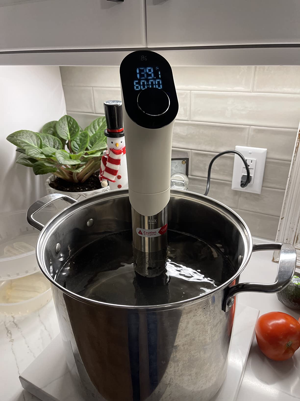 Greater Goods Sous Vide Cooker, 1100W, No App or WiFi Needed (Onyx Black) | Quiet Brushless Immersion Circulator, Stainless Steel Cover, Precision Dial Control, Calibration & Steady Temps for 15L Baths customer photo 1