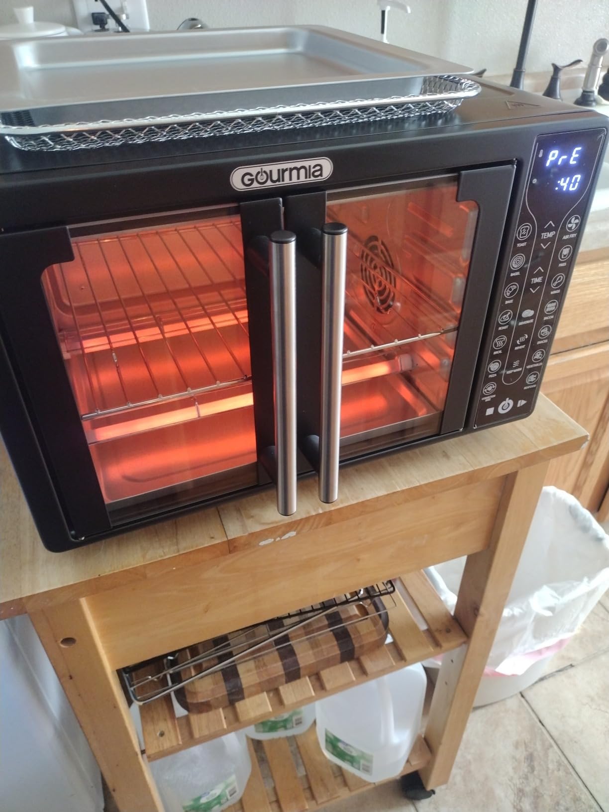 Gourmia French Door Air Fryer Toaster Oven - 6-Slice Capacity, FryForce 360°, Digital Display with 17 Cooking Presets, Black customer photo 2