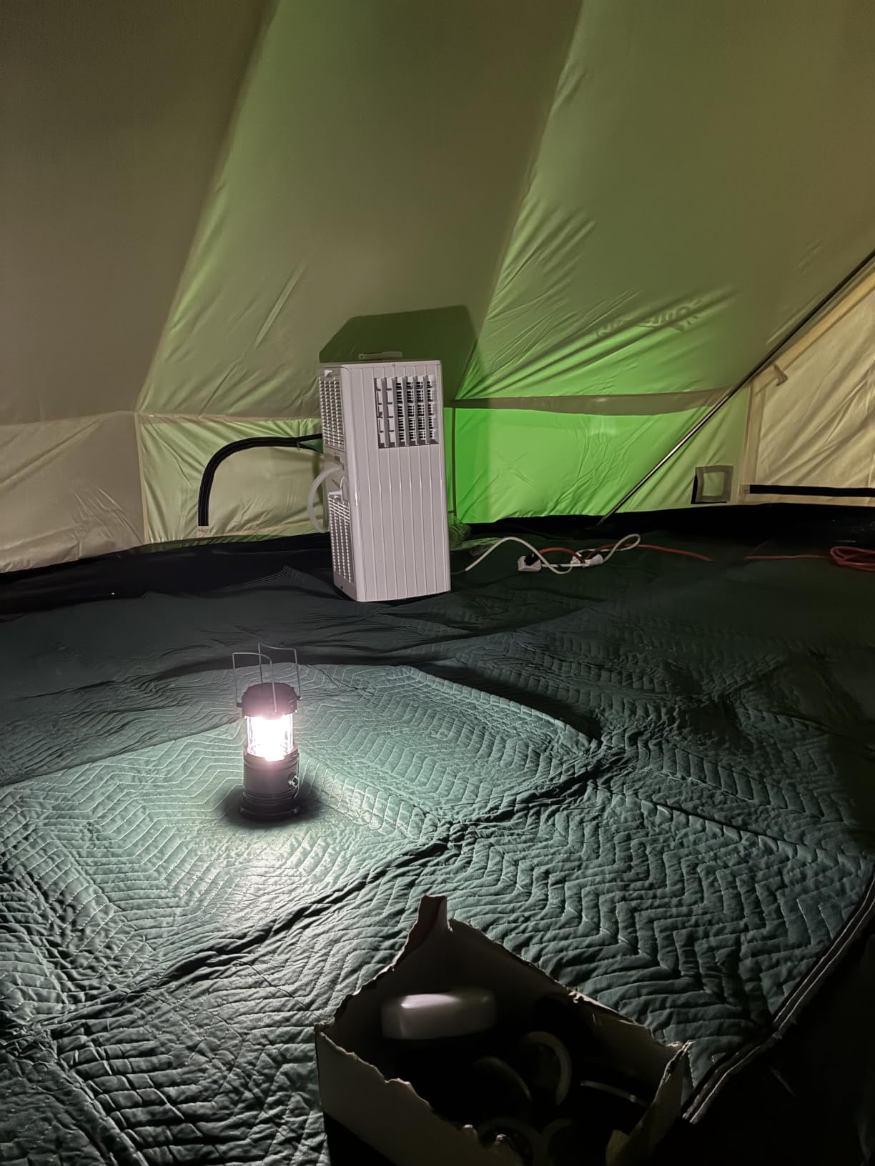 Collapsible Portable LED Camping Lantern XTAUTO Lightweight Waterproof Solar USB Rechargeable LED Flashlight Survival Kits for Indoor Outdoor Home Emergency Light Power Outages Hiking Hurricane 4-Pack customer photo 2