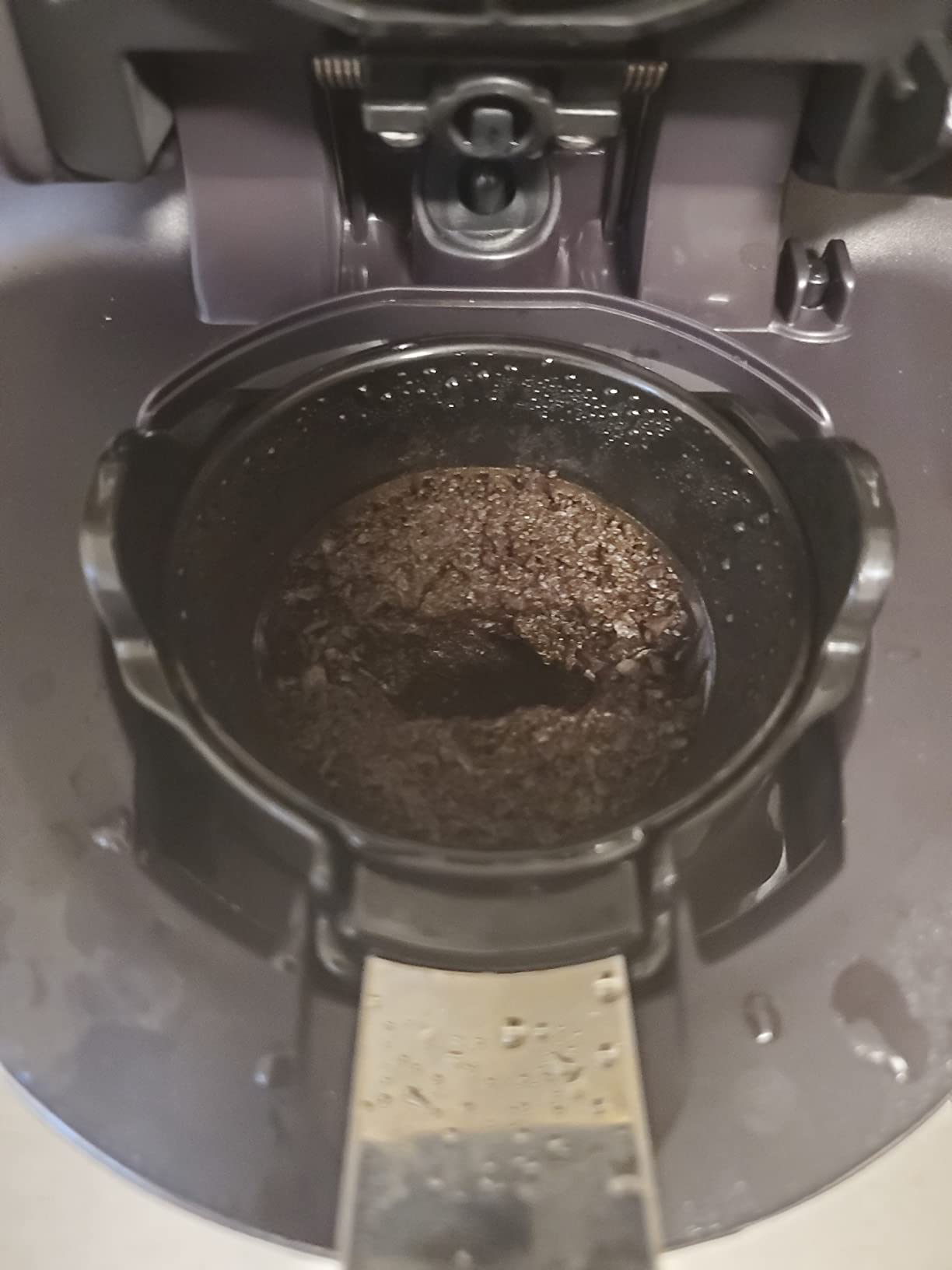 Hamilton Beach The Scoop Single Serve Coffee Maker & Fast Grounds Brewer for 8-14oz. Cups, 40oz Removable Reservoir, Stainless Steel (49987) customer photo 2