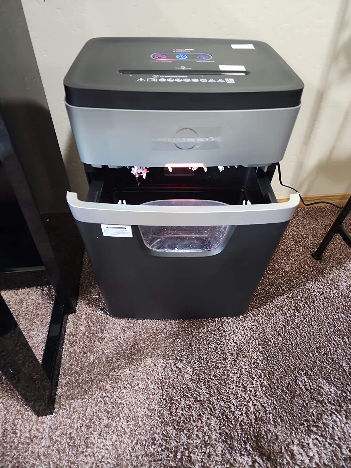 BONSEN 20-Sheet Cross-Cut P-4 High Security Heavy Duty Paper Shredder | 60-Min Nonstop, Jam-Proof, 60dB Ultra-Quiet, 6.6Gal Pullout Bin with Casters, Commercial-Grade Shredder for Home Office S3104 customer photo 1
