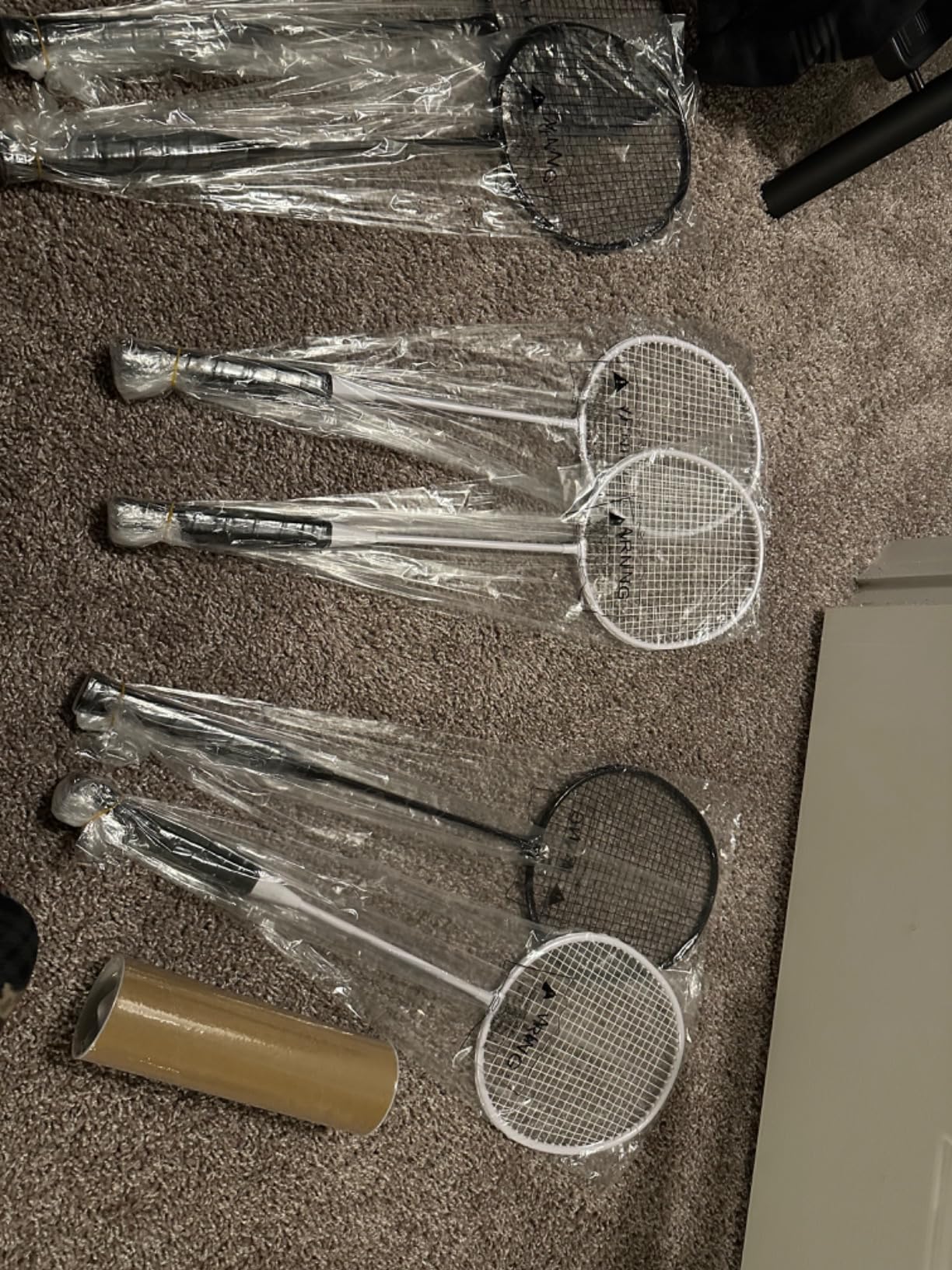 AboveGenius Badminton Rackets Set, Lightweight & Durable Badminton Set (Includes 6/12 Racquets, 6/12 Birdies), Outdoor Backyard & School Games for Adults, Teens, Families and Beginners customer photo 2