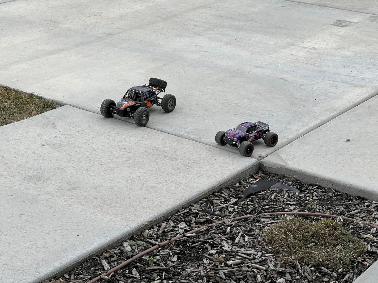 HAIBOXING 18859A 1/18 Brushless Fast RC Cars 4WD Off-Road Truck All Terrain | Fast Remote Control Truck 48 KM/H Speed for Adults and Kids, Boys Truck Toys Gifts, Extra Shell and Batteries Double the Fun customer photo 1