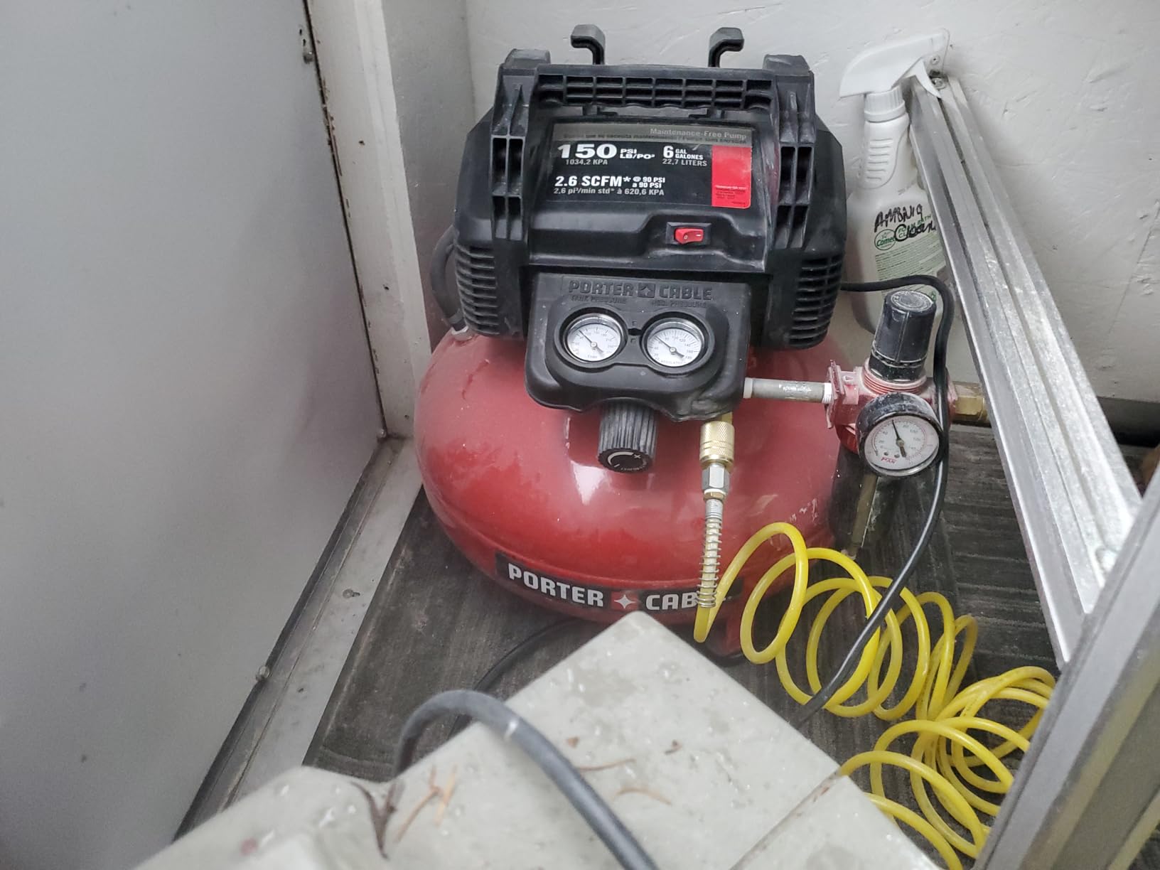 PORTER-CABLE Portable Pancake Air Compressor PXCM2002.COM | 6 Gallon, 150 Max PSI customer photo 1