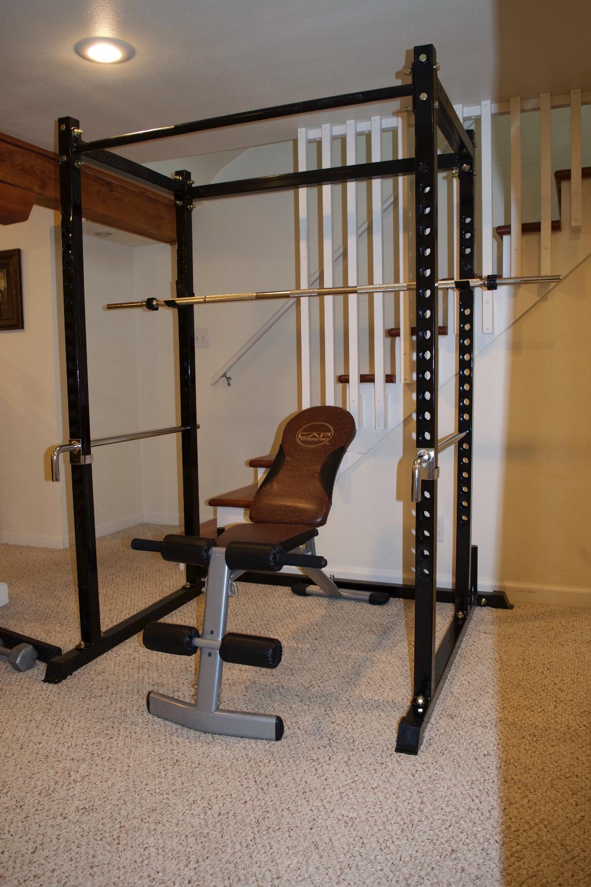 Titan Fitness T-2 Series Short Power Rack, Skinny Pull Up Bar, Pin and Pipe Safeties, Standard J-Hooks, for Home Garage Gym Weightlifting and Strength Training customer photo 1