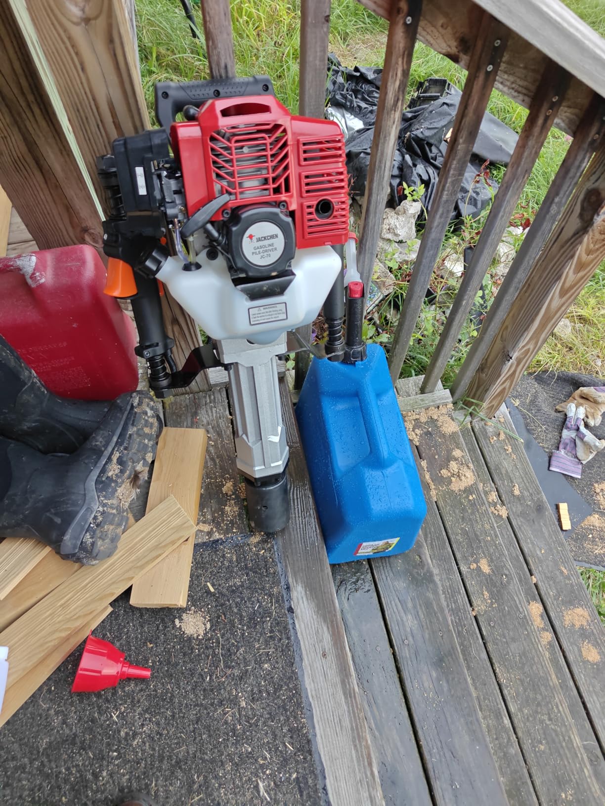 52CC Gas Powered T-Post Driver, JACKCHEN 1900W Two Stroke Garden Fencing Tool Farm Piling Driver, Air Cooling Single Cylinder Gasoline Petrol Garden Fencing Tool Machine with 2 Post Driving Head customer photo 1
