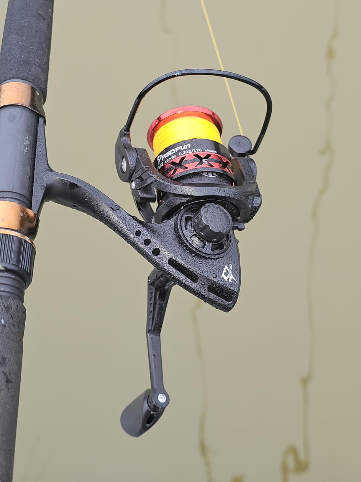 Piscifun Flame Spinning Reel, Lightweight, 22lb Max Drag, 9+1BB | Carbon fiber drag, smooth retrieve, 500-5000 sizes for freshwater bass and trout fishing customer photo 1