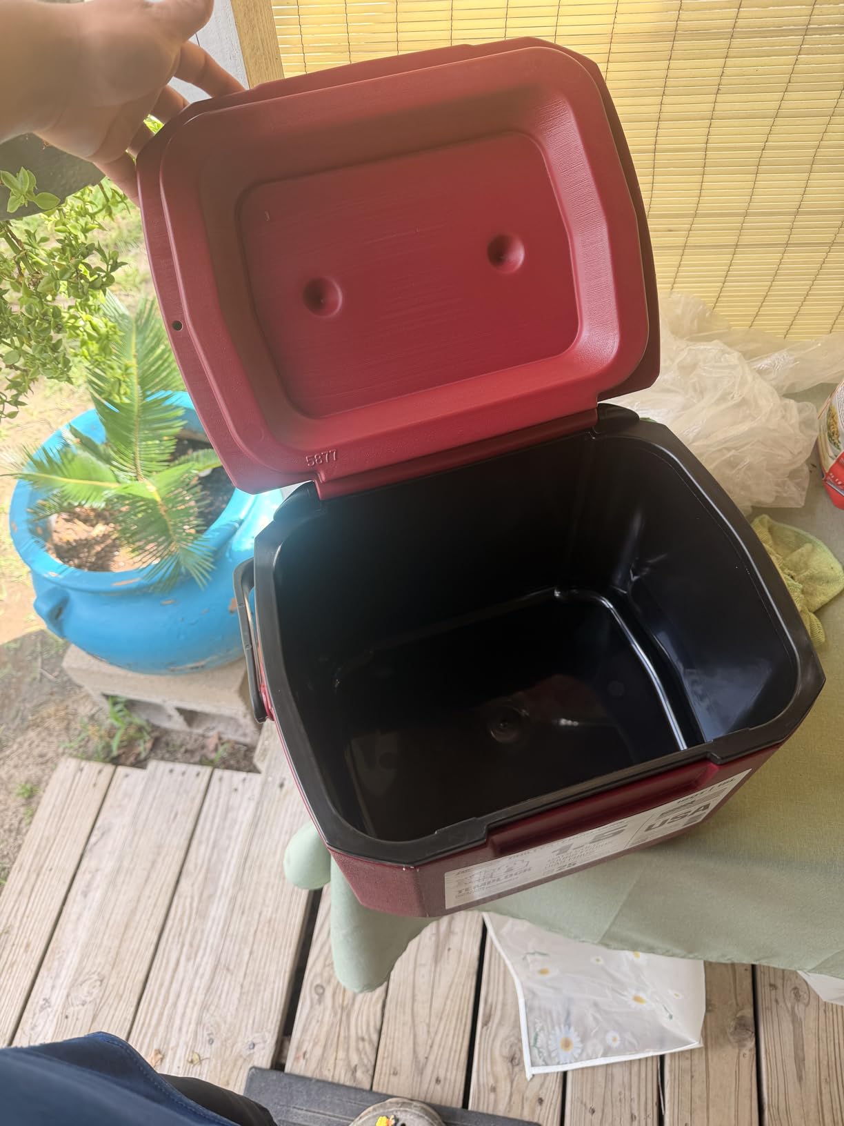 Coleman Chiller 60qt Cooler with Ice Retention, Leak Resistant, Great for Camping, Concerts, Sports, and More customer photo 2