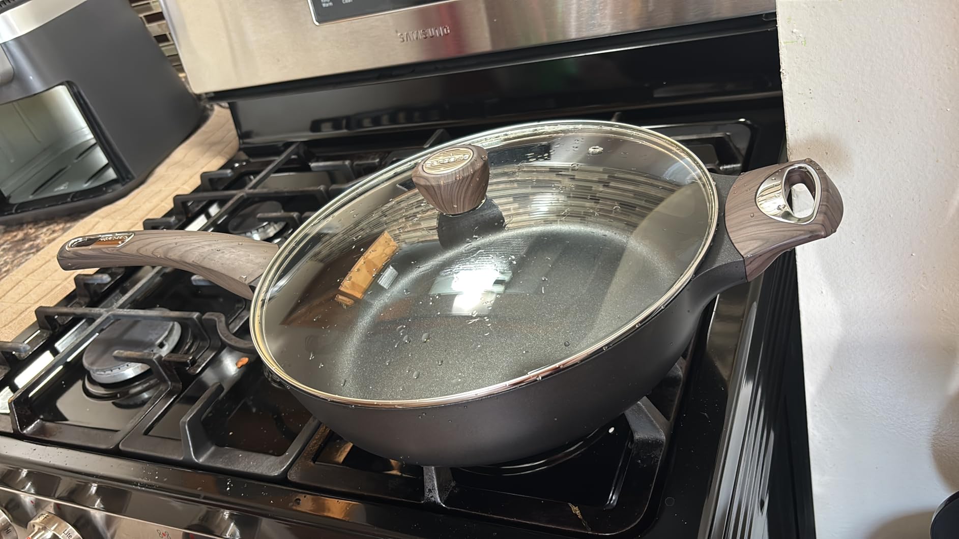 SENSARTE Nonstick Frying Pan Skillet with Lid, 12 Inch Large Deep Frying Pan, 5 Qt Non Stick Saute Pan with Cover, Induction Pan, Healthy Non Toxic Cooking Pan with Helper Handle, PFOA PFOS Free customer photo 2