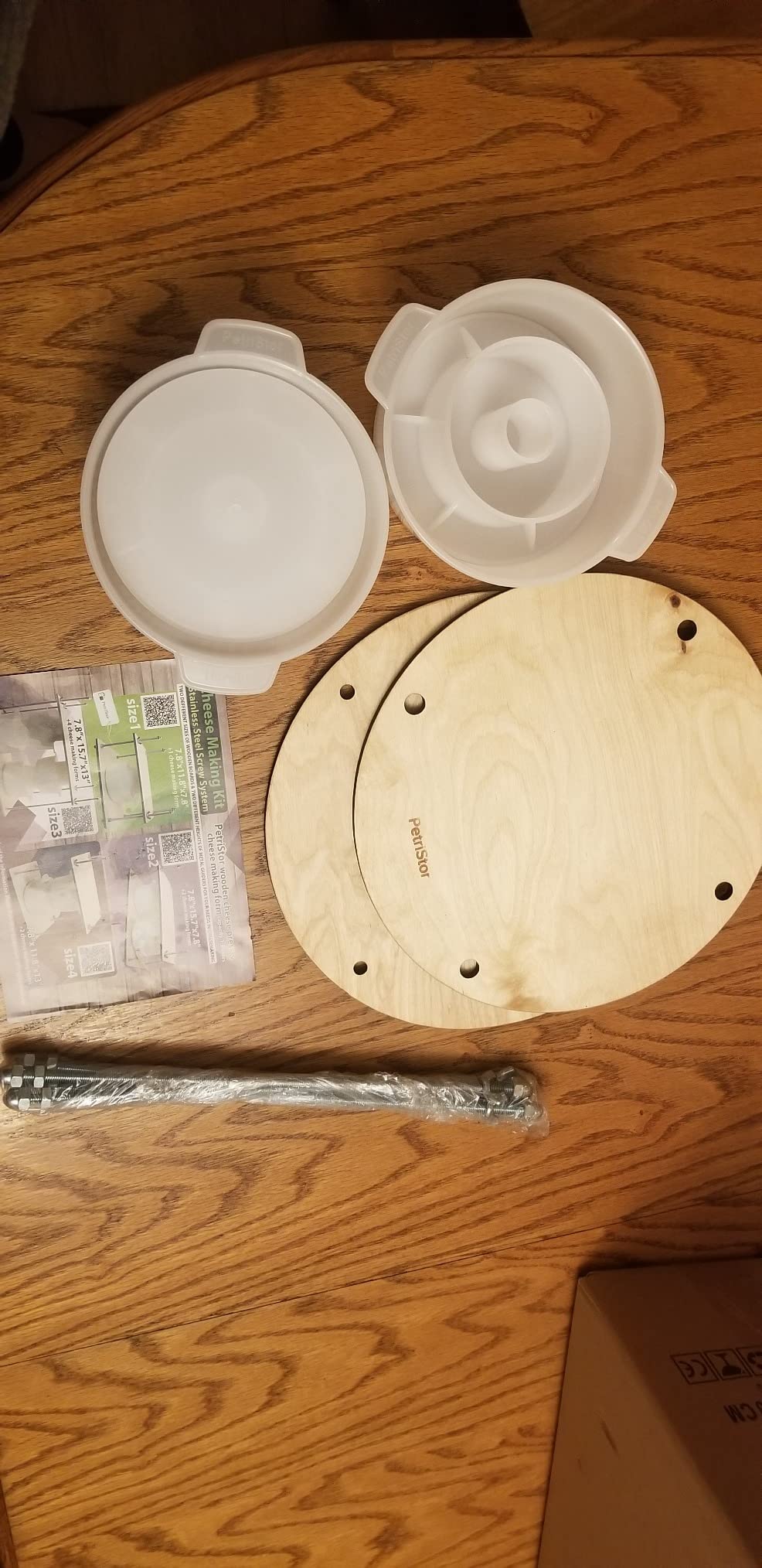 Wooden cheese press diameter 11.2 in and 2 cheese making forms 45 oz Pressure up to 50 Pounds colorless customer photo 1