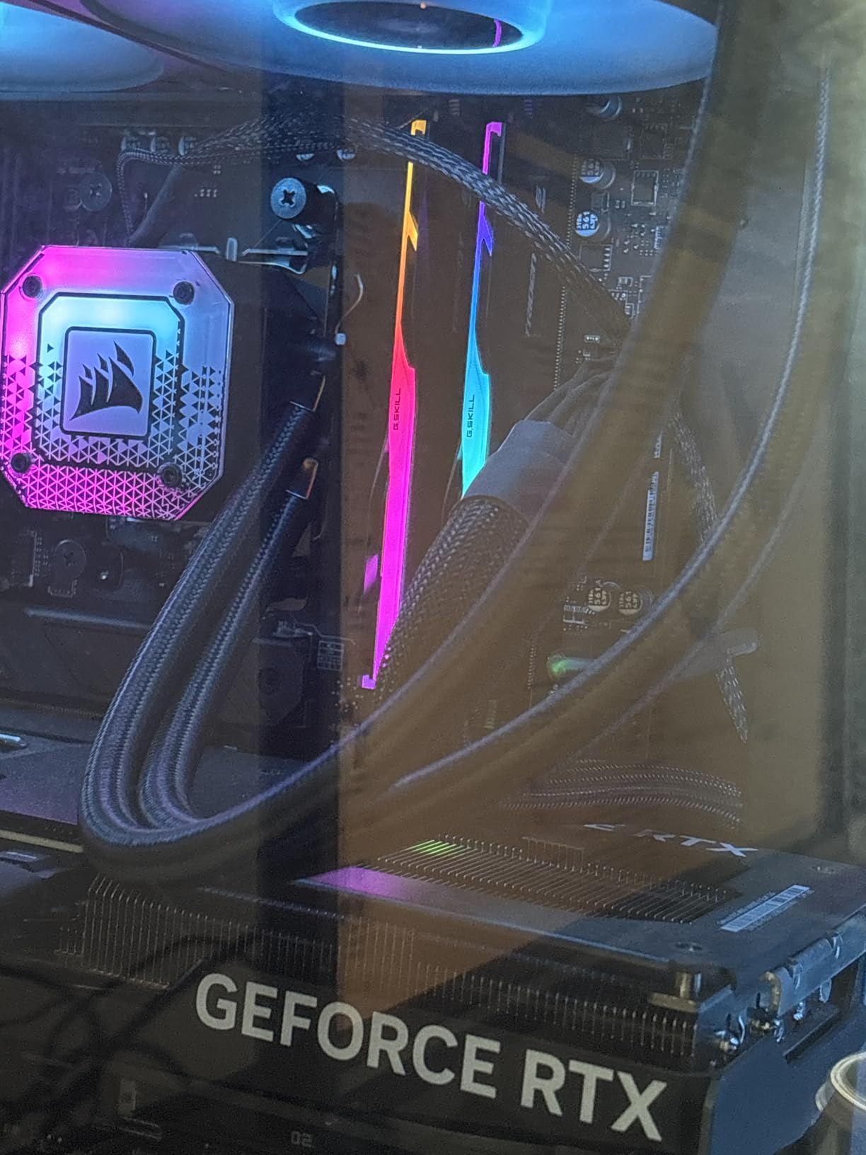 G.SKILL Trident Z5 RGB Series DDR5 RAM (Intel XMP 3.0) 32GB (2x16GB) Up to 6400MT/s CL32-39-39-102 1.40V Desktop Computer Memory U-DIMM - Matte Black (F5-6400J3239G16GA2-TZ5RK) customer photo 1