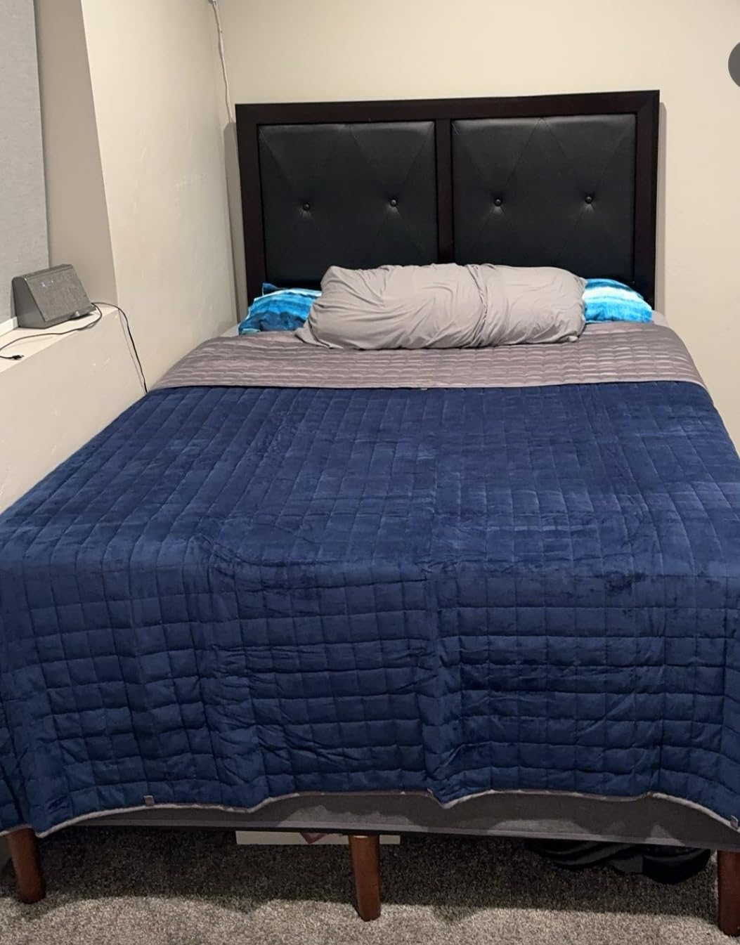 YnM Cooling Weighted Blanket for Adults, 15lbs Heavy Bed Throw for One Person of 140lbs, Perfect for Hot Sleepers or Warm Climates with Cooling Rayon/Glass Beads(60x80 Inches,Queen Bed, Blue Grey) customer photo 1