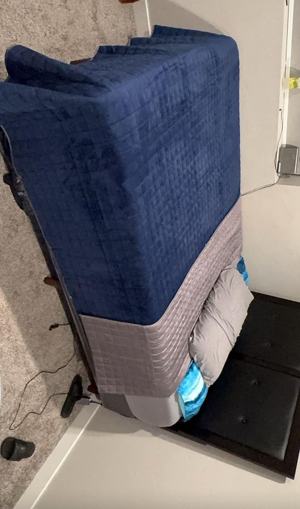 YnM Cooling Weighted Blanket for Adults, 15lbs Heavy Bed Throw for One Person of 140lbs, Perfect for Hot Sleepers or Warm Climates with Cooling Rayon/Glass Beads(60x80 Inches,Queen Bed, Blue Grey) customer photo 2