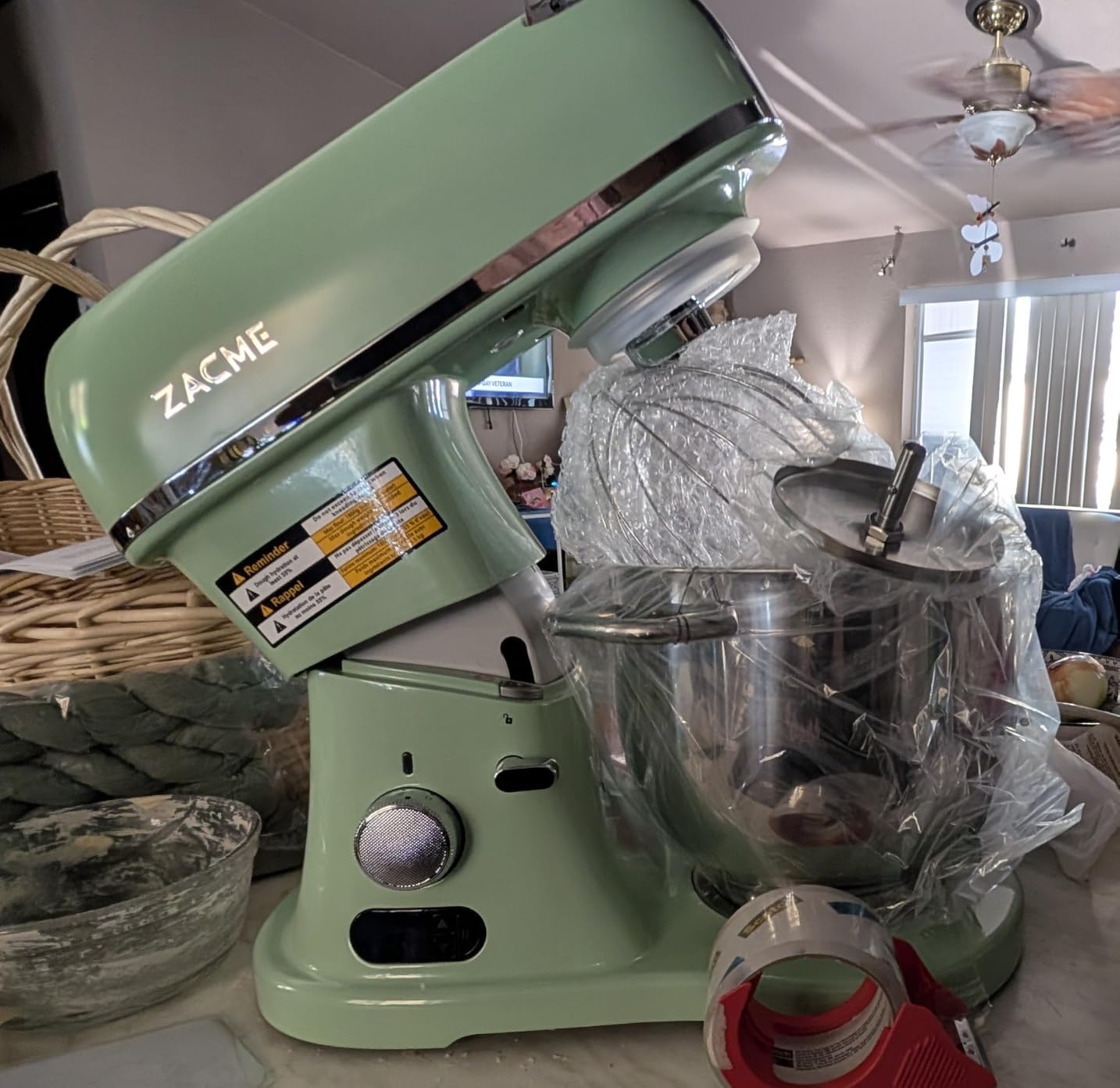 8.4QT Commercial Stand Mixer 800W with Aluminum Die Casting Meets the Standard of NSF/ANSI 8-2023, Mixers Kitchen Electric Stand Mixer with Stainless Steel 8L Bowl, Dough Hook, Whisk and Beater customer photo 2