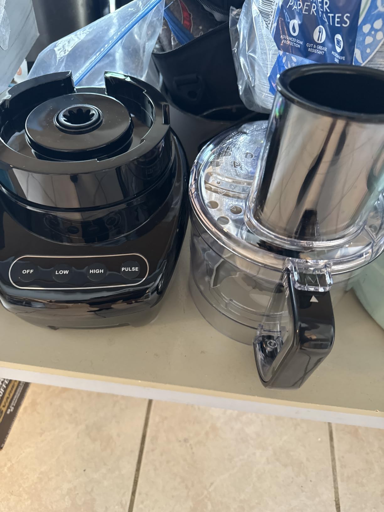 BLACK+DECKER Food Processor and Vegetable Chopper, 8-Cup Capacity, 450W Power with Attachments to Shred, Slice, Mince, Grind, and Puree customer photo 1