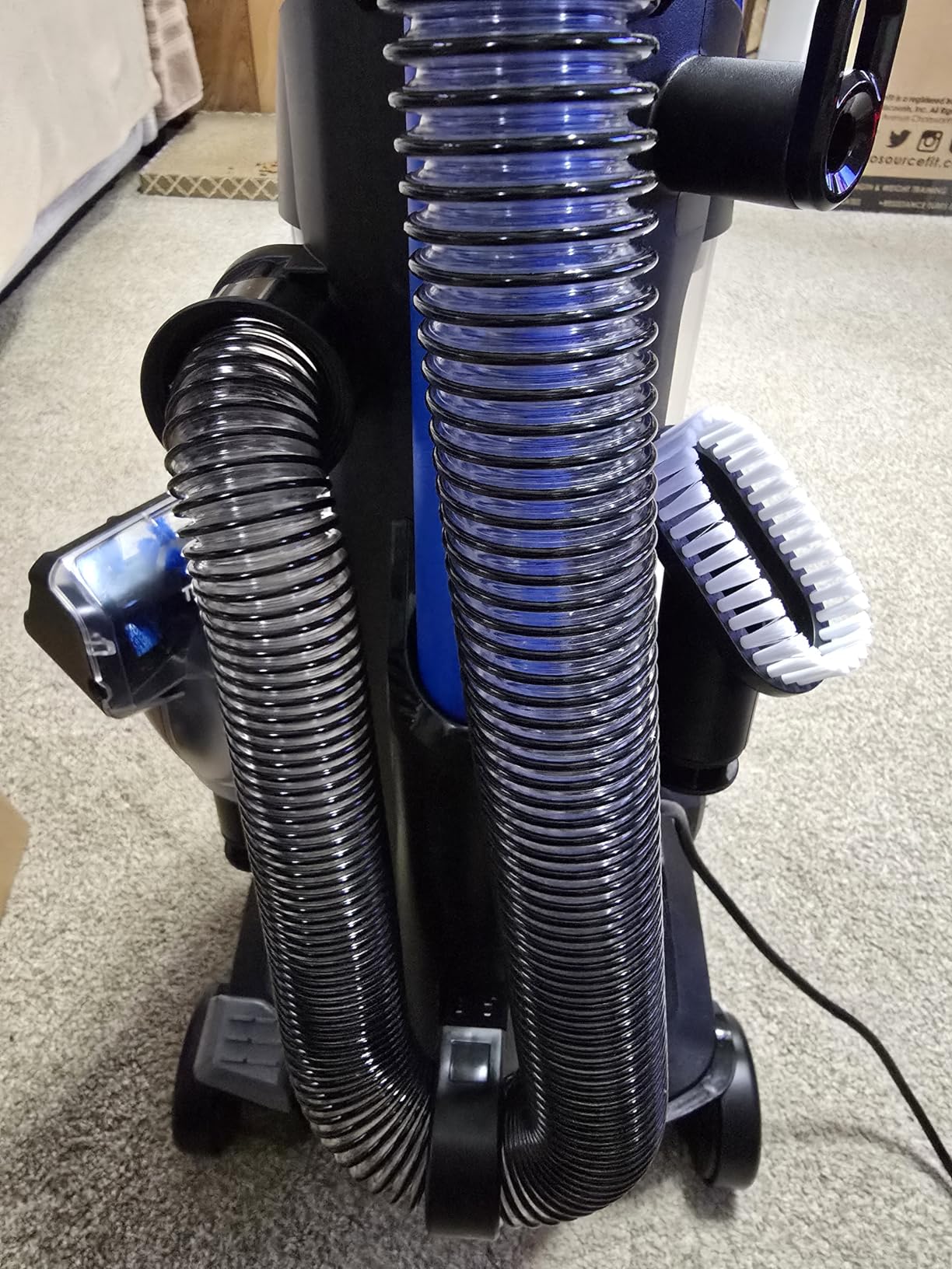 Bissell CleanView Upright Vacuum with Active Extension Wand, XL 2L Dirt Tank, 3536 customer photo 2