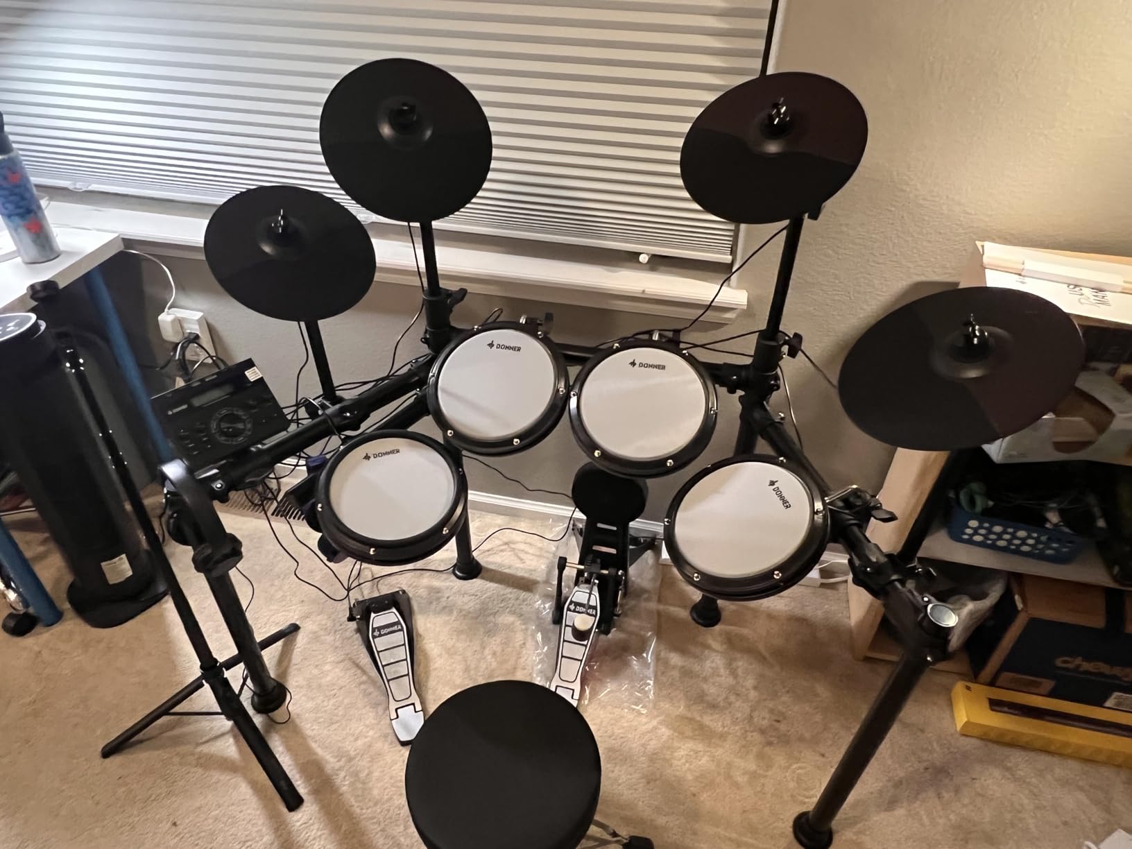 Donner DED-200X Electronic Drum Set, Electric Drum Kit with Quiet Mesh Drum Pads, 2 Cymbals w/Choke, 31 Kits and 450+ Sounds, Throne, Headphones, Sticks, USB MIDI, Melodics Lessons customer photo 1