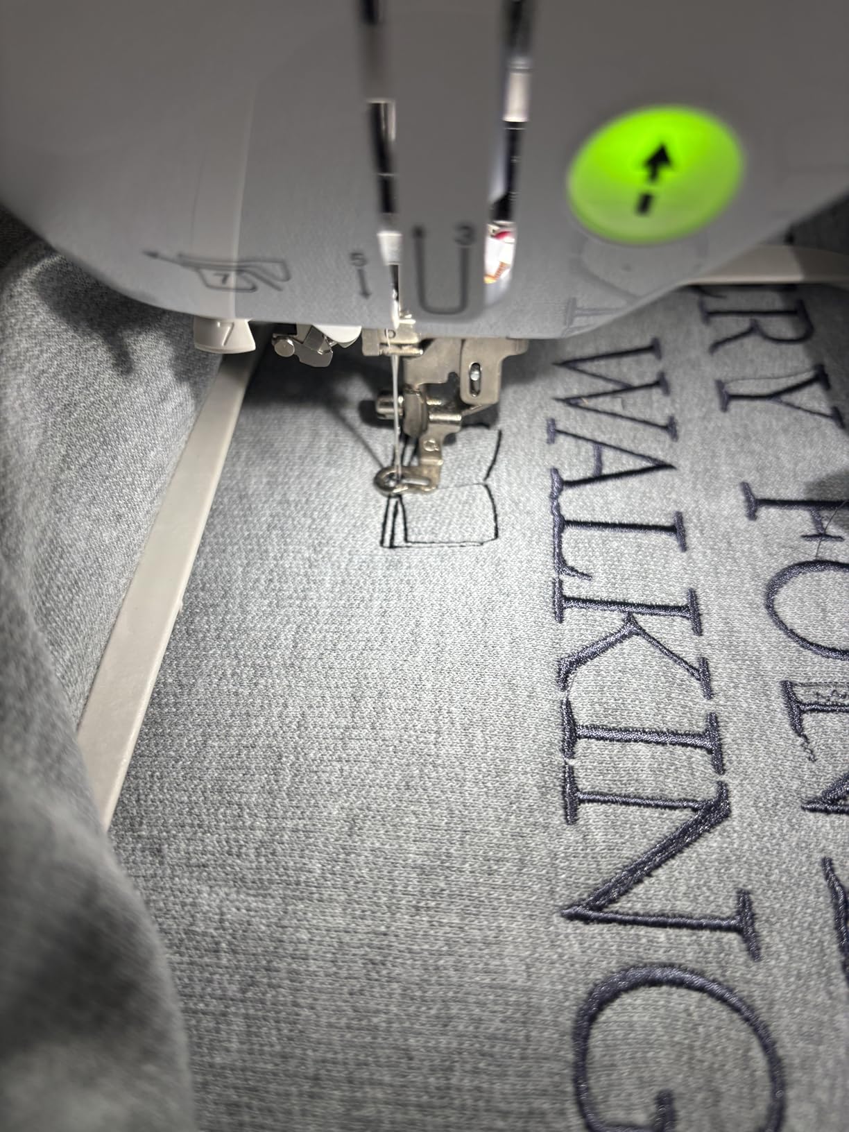Brother PE900 Wireless Embroidery Machine with WLAN, 5