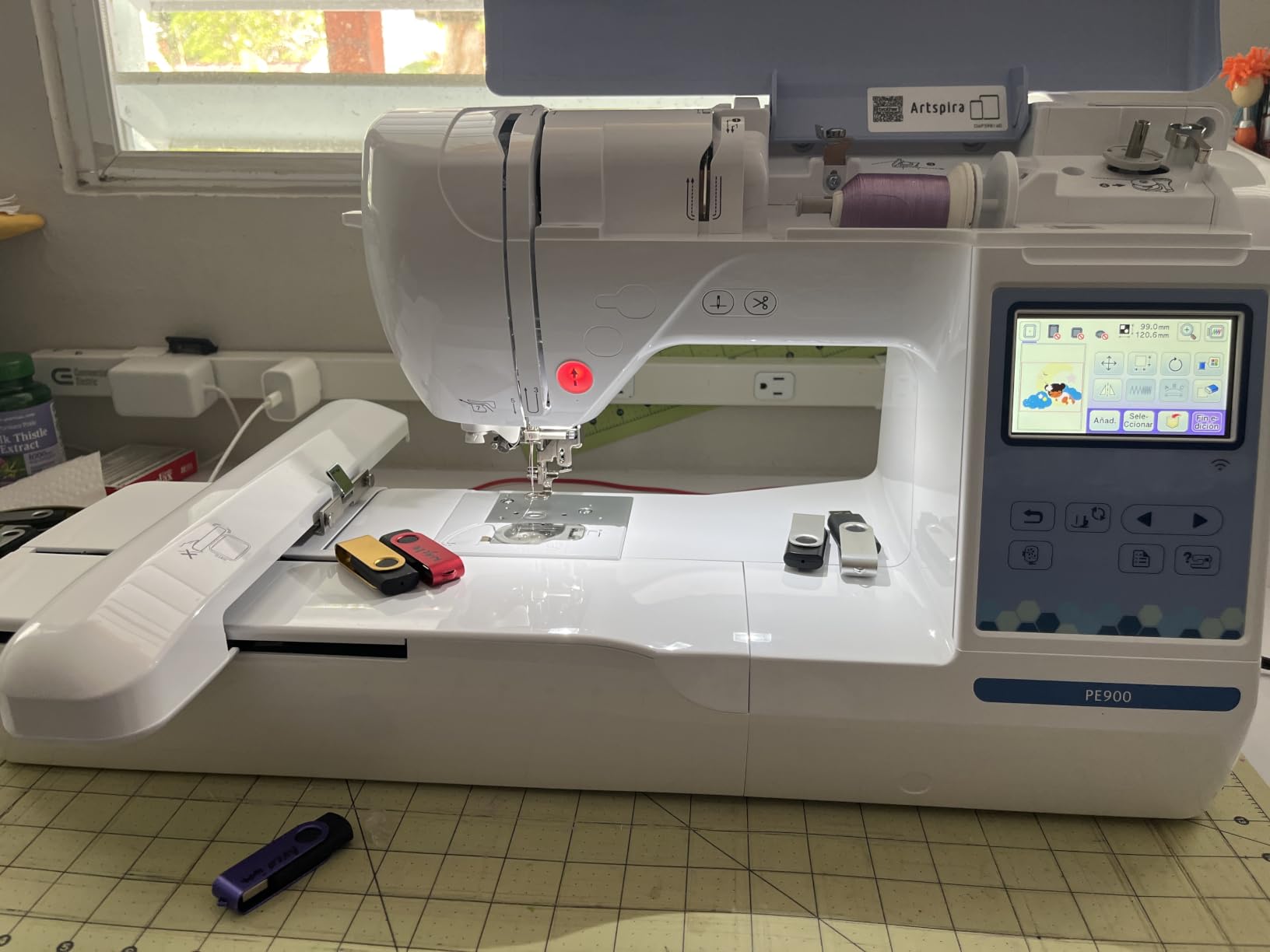 Brother PE900 Wireless Embroidery Machine with WLAN, 5