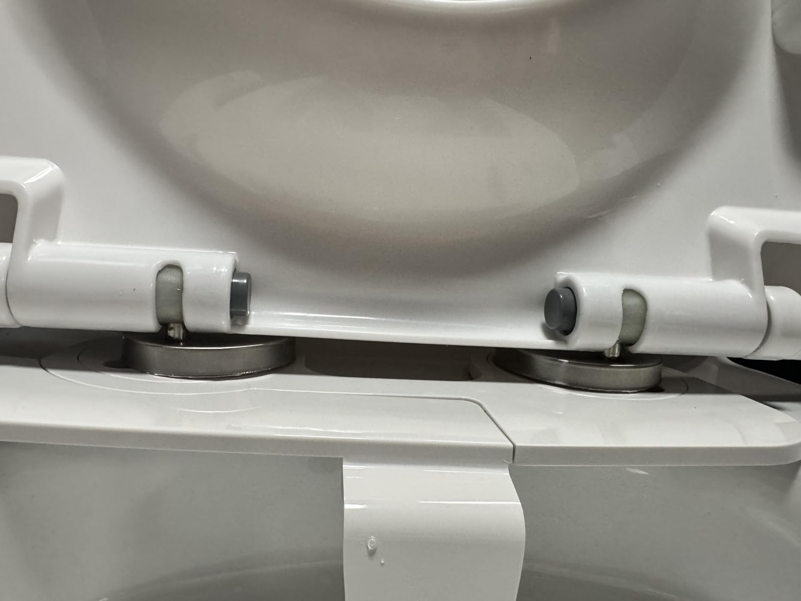 BIGCOW Ultra-Slim Bidet Attachment for Toilet - Dual Nozzle (Frontal & Rear Wash) with Adjustable Cold Water Pressure and Stainless Steel Inlet customer photo 2