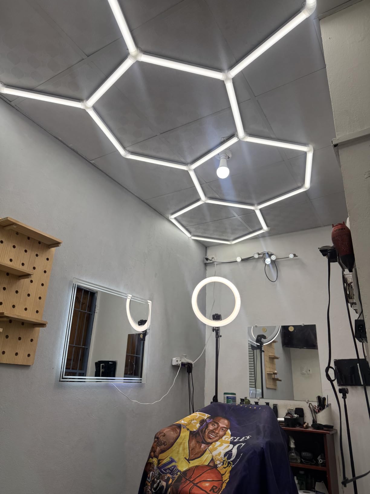 LZHOME Hexagon 5000K LED Garage Lights: 25 Pack Updated 1.31-inch Wider Size, 26300LM Super Bright Hex Lighting Ceiling LED Shop Light for Garage, Car Detailing, Workshop, Warehouse, Gym, Basement customer photo 2