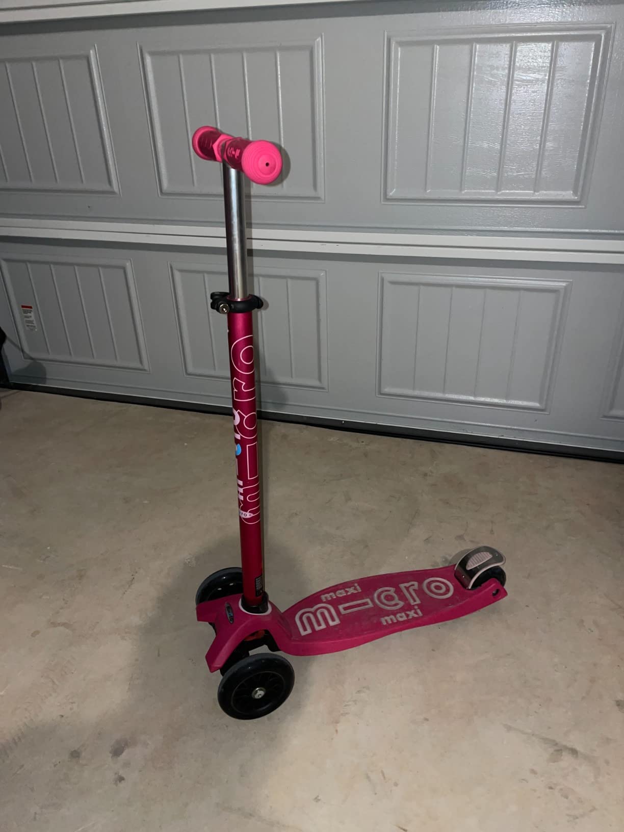 Micro Kickboard | Maxi Scooter for Ages 5-12 | Children up to 110 lbs | 3 Wheel Lean-to-Steer Design | Adjustable T Bar | Smooth Ride PU Wheels | Swiss Design customer photo 2