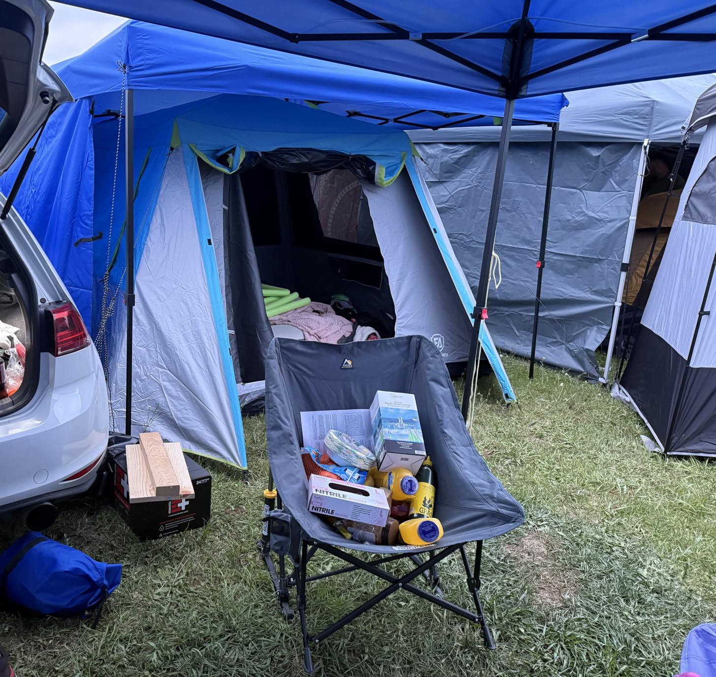 EVER ADVANCED Blackout 6 Person Camping Tent, Instant Cabin Tent for Family with Vestibule and Large Mesh Windows, 60s Easy Setup, Double Layer, Water-Resistant customer photo 2