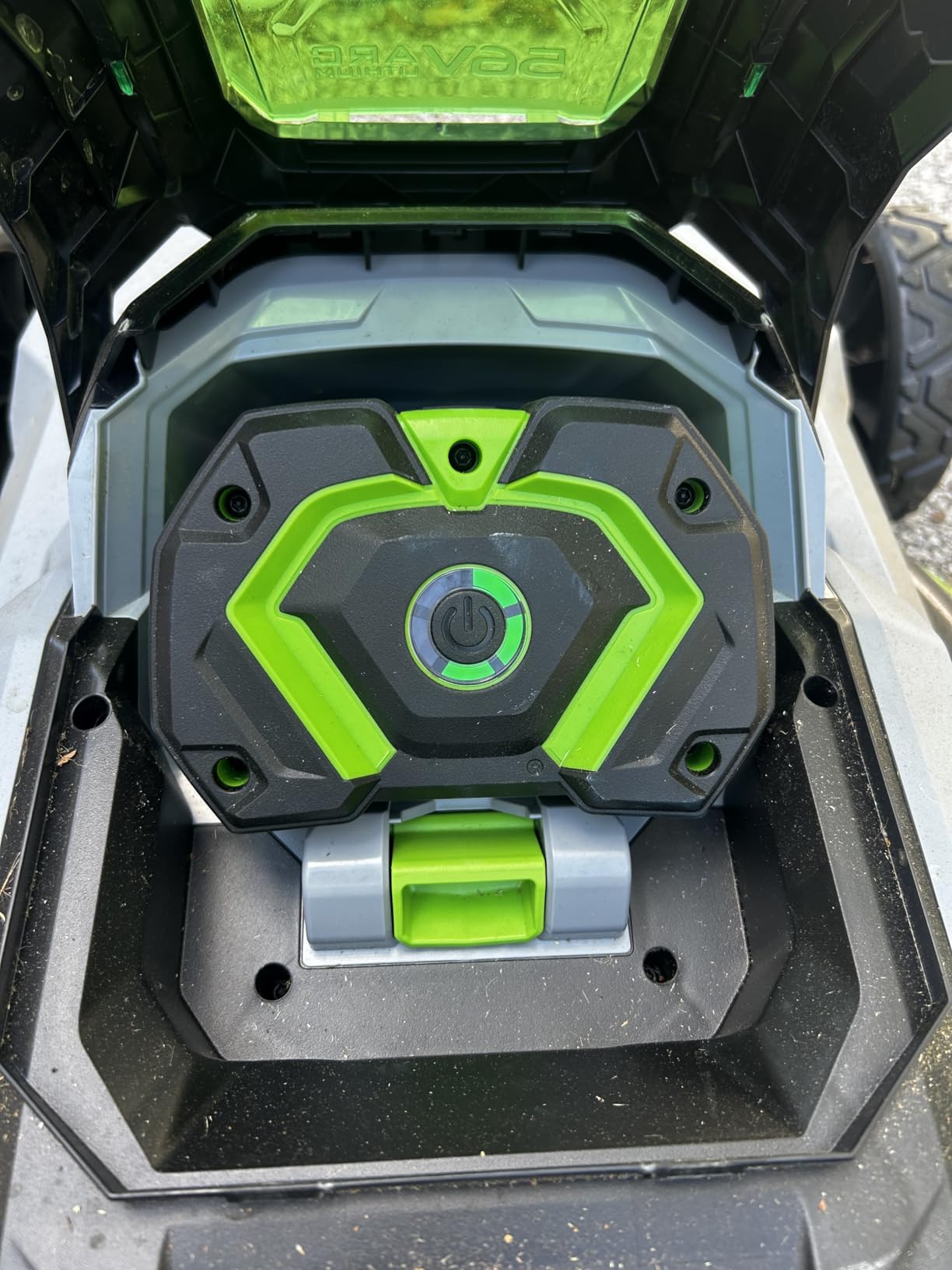 EGO Power+ Electric Lawn Mower, Self-Propelled Cordless with Touch Drive, Includes 56V 7.5Ah Battery and Rapid Charger - LM2125SP customer photo 1
