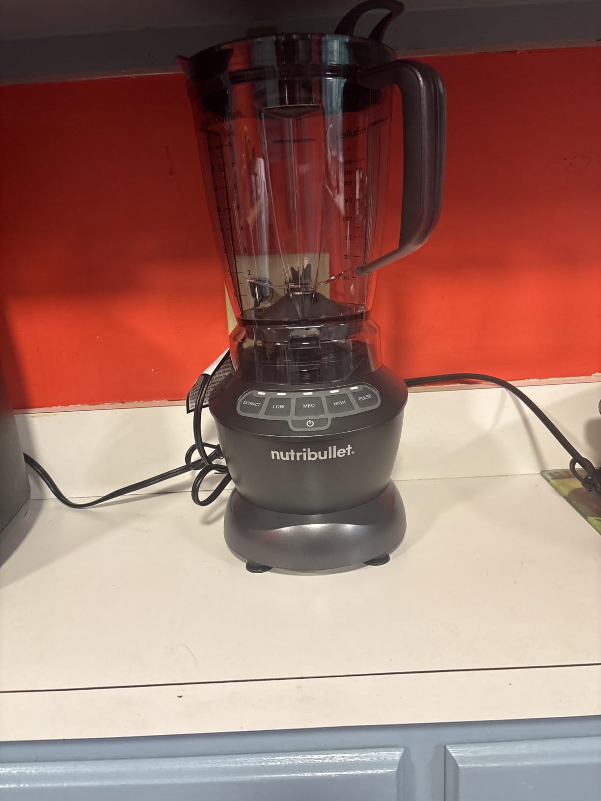 Nutribullet Full-Size Blender Combo, Single-Serve & Large Capacity, 1200W, 64oz Pitcher, 32oz Cup, Extractor Blade, 3-Speed, Pulse, Smoothies, Soups, Sauces, Easy Cleaning, Dark Gray, NBF50500 customer photo 2