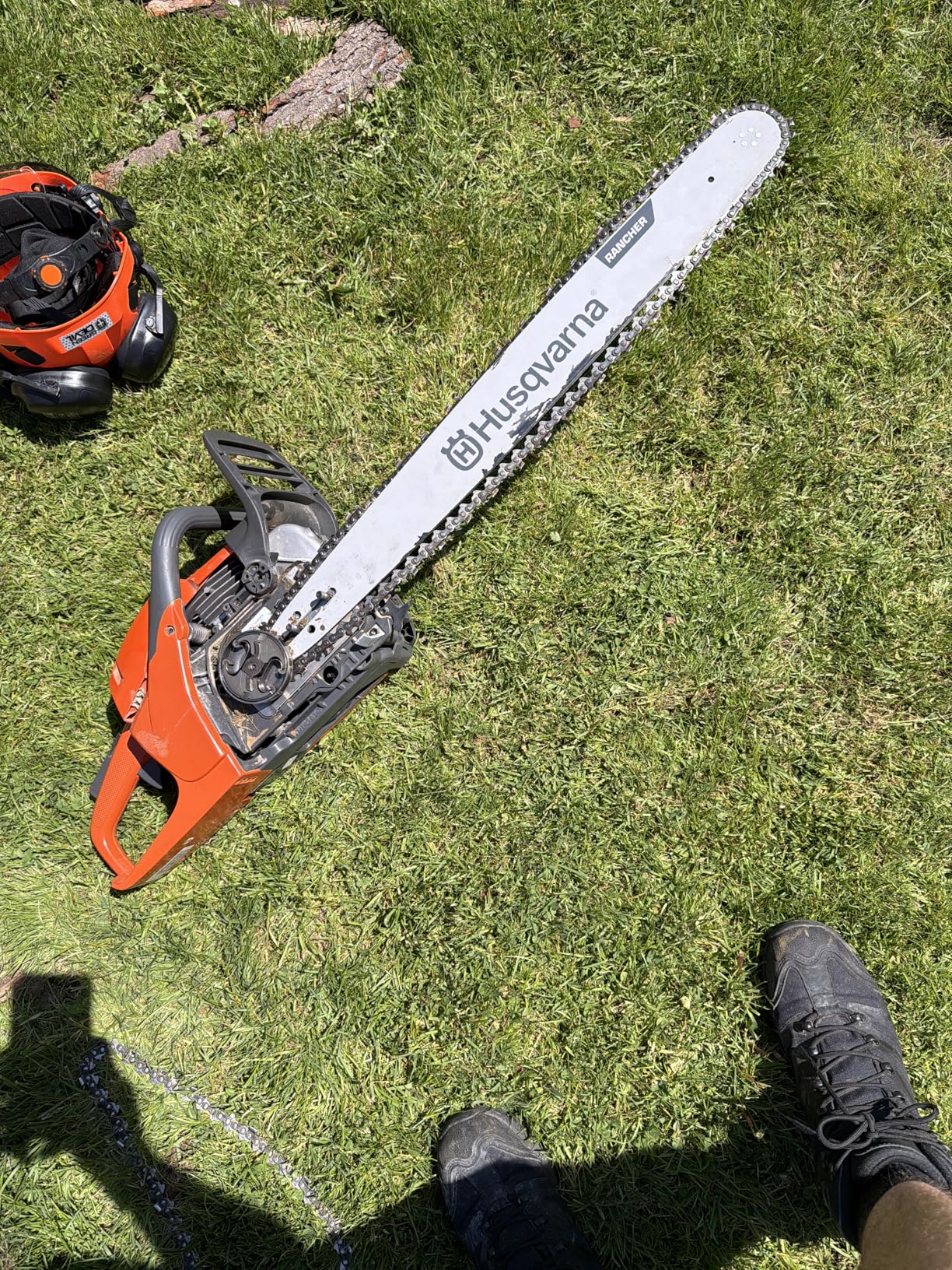 Husqvarna 460 Rancher Gas Powered Chainsaw, 60.3-cc 3.6-HP, 2-Cycle X-Torq Engine, 24 Inch Chainsaw with Automatic Adjustable Oil Pump, For Wood Cutting, Tree Trimming and Land Clearing, Gifts For Men customer photo 1