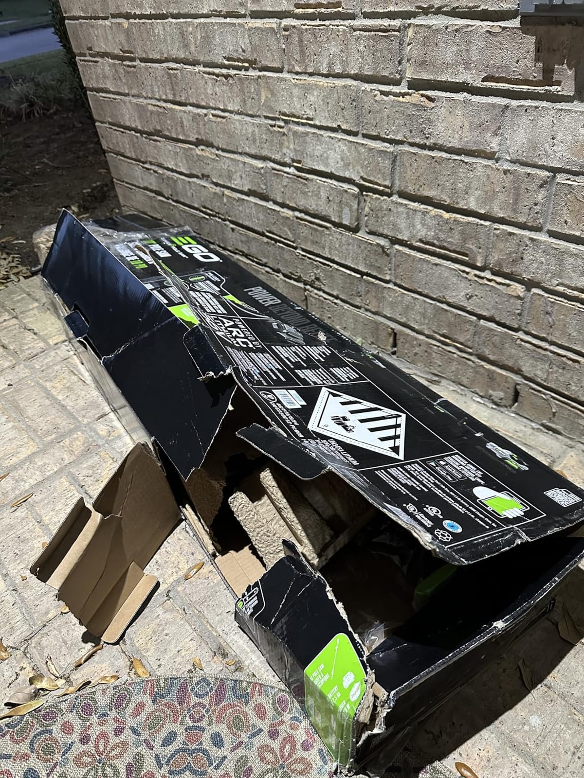 EGO Power+ Pole Saw for Tree Trimming, Cordless Electric Pole Saw with Telescopic LED Cut Line Indicator, Includes 56V 2.5Ah Battery and Charger - PS1001 customer photo 2