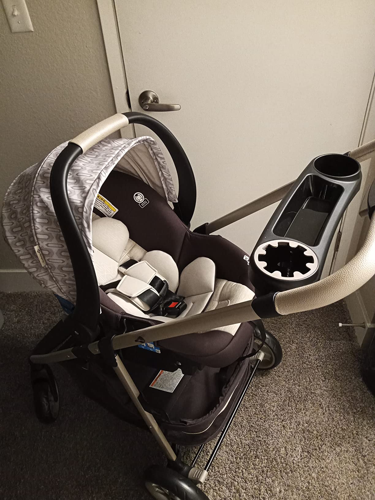 Safety 1st Deluxe Grow and Go Travel System Stroller and Car Seat Combo, 8-in-1 Travel System, Weight Capacity 4-30 lbs, Dunes Edge customer photo 2