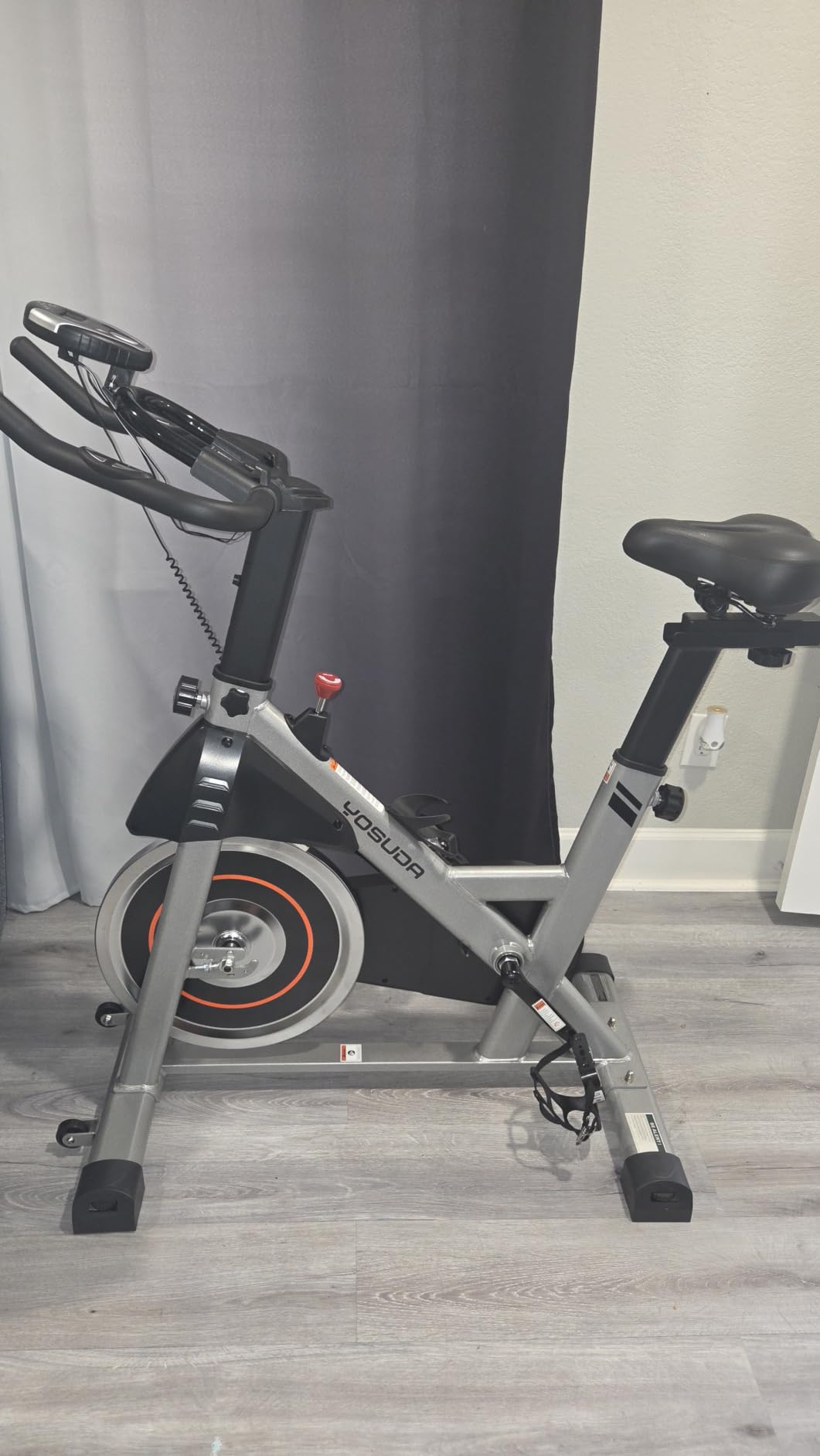 YOSUDA Exercise Bike, Brake Pad Stationary Bike for Home with Exclusive App, Magnetic Indoor Cycling Bike with 300 lb Weight Capacity, Low Noise, Tablet Holder and Fitness Courses for Weight Loss customer photo 1