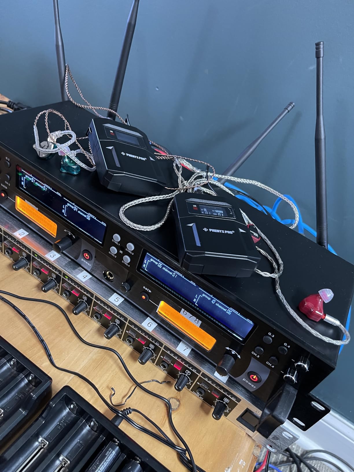 Phenyx Pro Quad-Channel Wireless in-Ear Monitor System - Mono IEM, 4 Bodypacks for Singers, Musicians & Bands, Live Stage & Church Worship, Rack Mount, UHF 4x25 Frequencies, 164ft Range (PTM-33-4B) customer photo 2