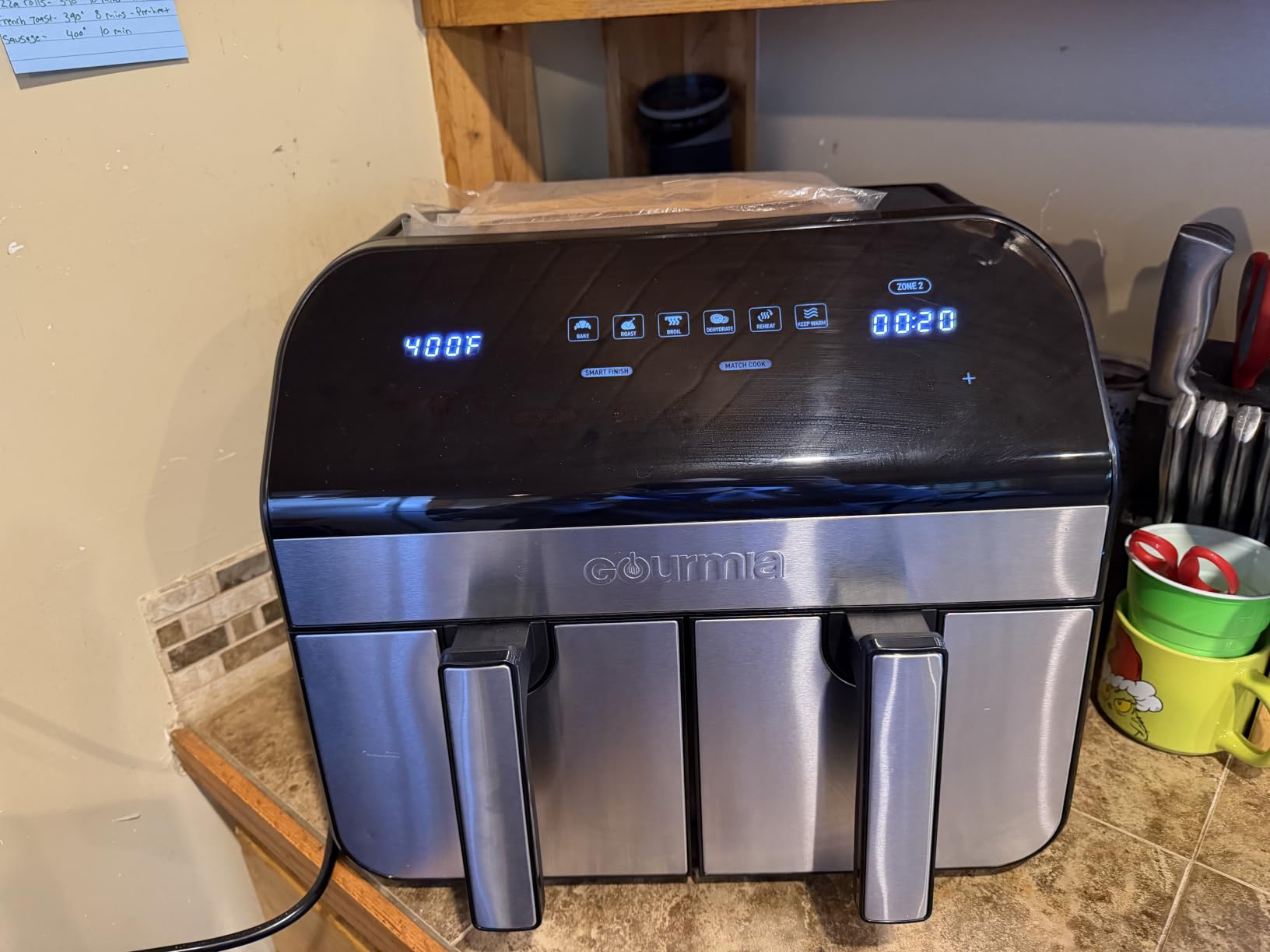 Gourmia Dual Basket Air Fryer - 10 Qt Large Capacity, FryForce360, Digital Display with 7 Presets, Roast, Bake, Broil, Dehydrate, Match Cook, Sync Finish, Dishwasher Safe Accessories, Black customer photo 1