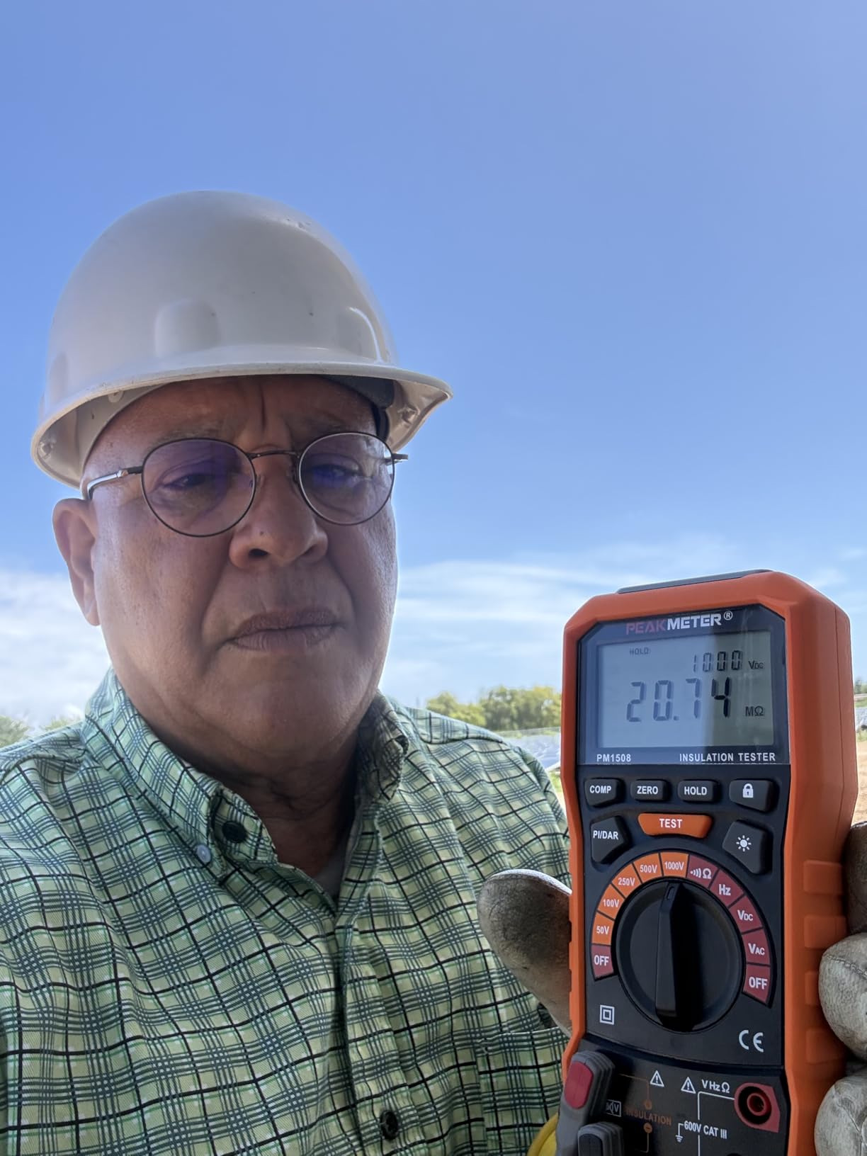 Megohmmeter, Insulation Resistance Tester, 50V-1000V Up to 100GΩ | Digital Megohmmeter, Multimeter, 50V/100V/250V/500V/1000V, Resistance Up to 100GΩ with PI, DAR, Frequency, Low Voltage Test customer photo 1