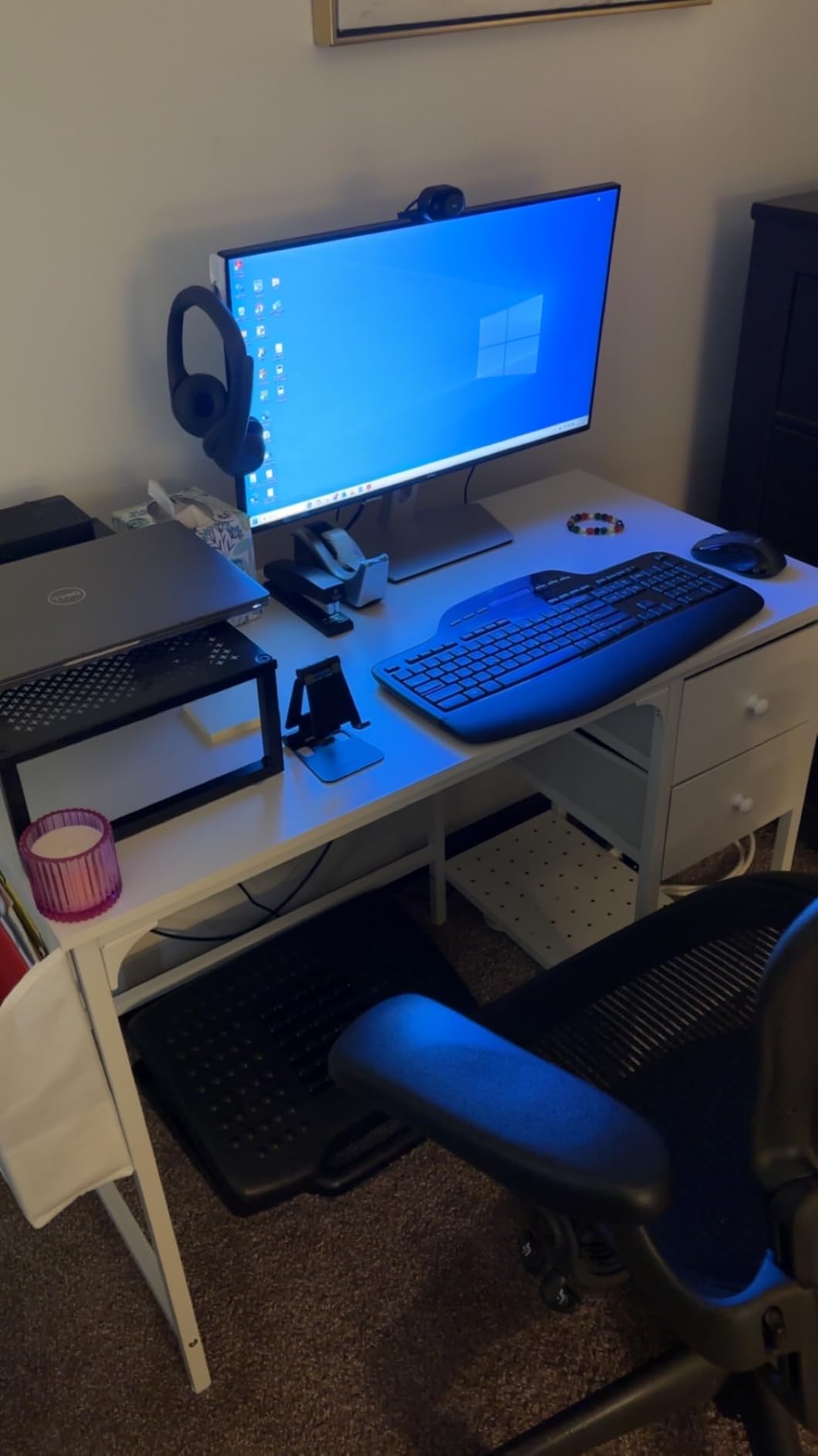 Lufeiya White Small Desk with Drawers - 40 Inch Computer Desk for Small Space Home Office, Modern Simple Study Writing Table PC Desks customer photo 1