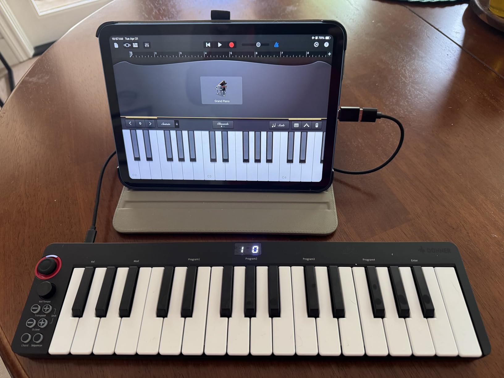 Donner Mini MIDI Keyboard, N-25 25 Key MIDI Controller for Beginner with Velocity-Sensitive Mini Keys&Light-up Rocker&Music Production Software, Small Controlador MIDI with 40 Teaching Courses customer photo 1
