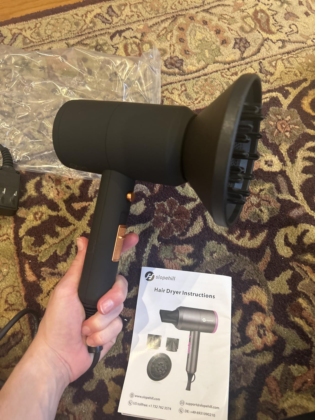 slopehill Professional Ionic Hair Dryer, Powerful 1800W Fast Drying Low Noise Blow Dryer with 2 Concentrator Nozzle 1 Diffuser Attachments for Home Salon Travel (Black) customer photo 2